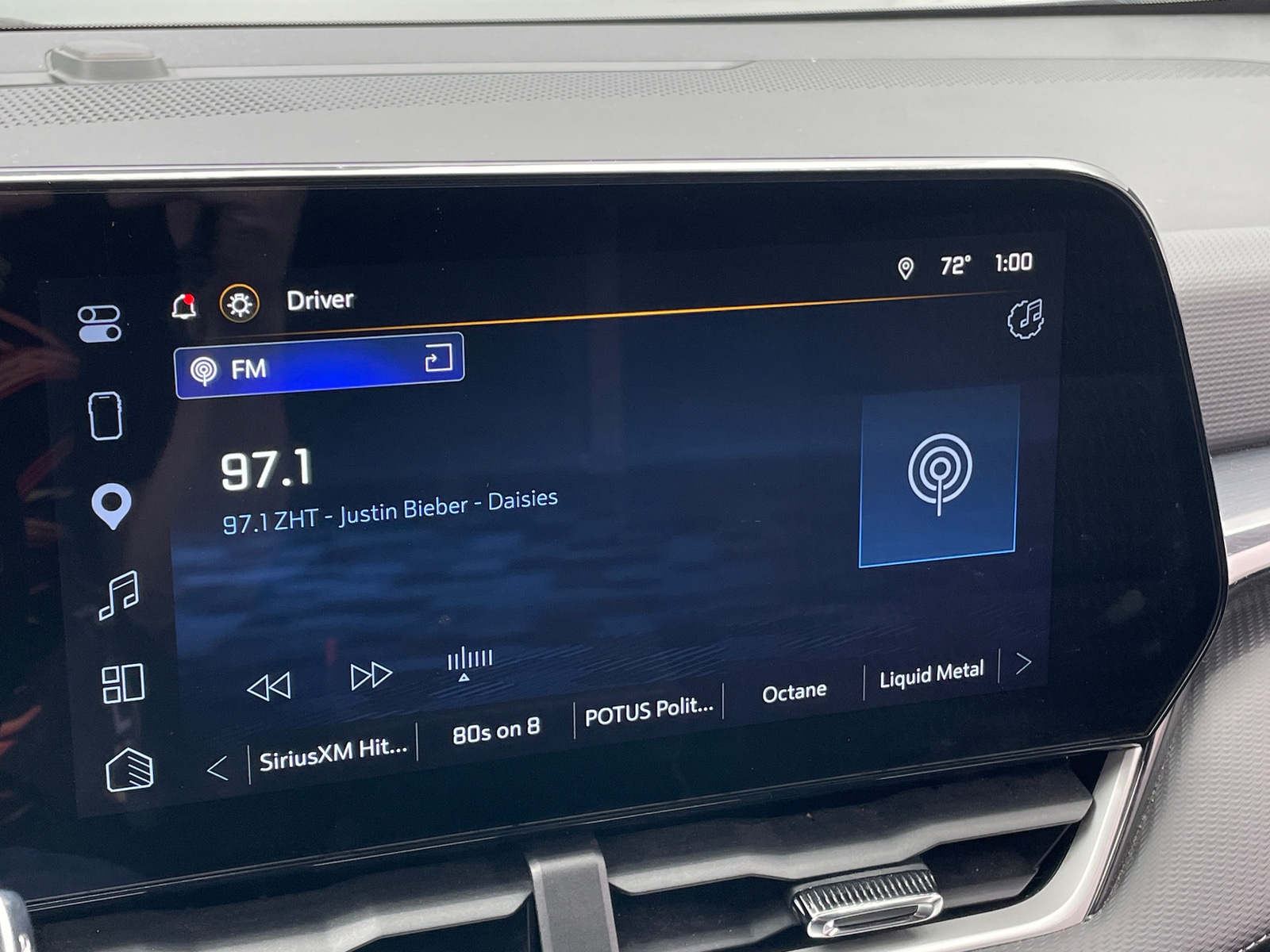Thumbnail: 2025 Chevrolet Equinox - 4