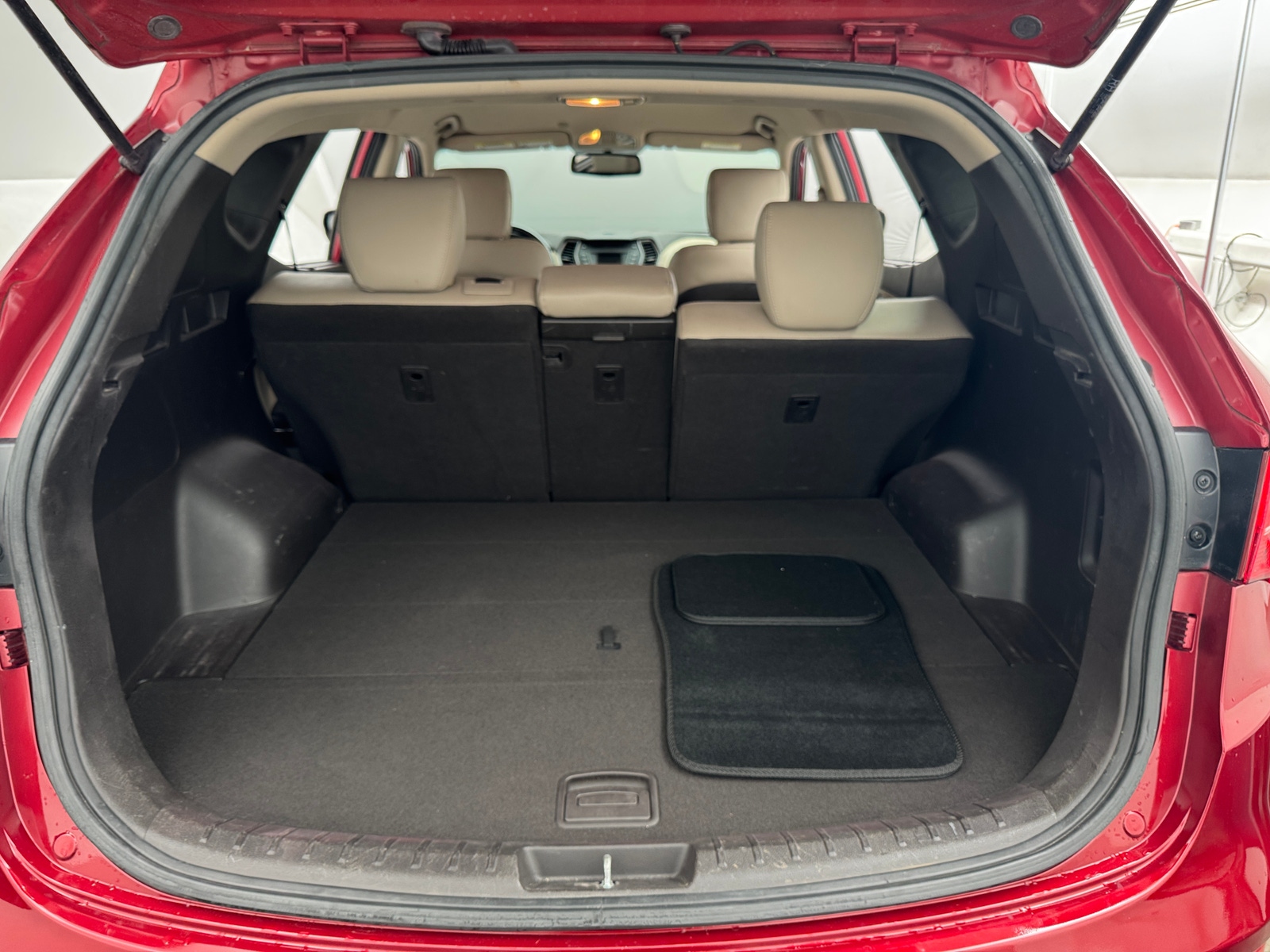 Thumbnail: 2015 Hyundai Santa Fe - 7