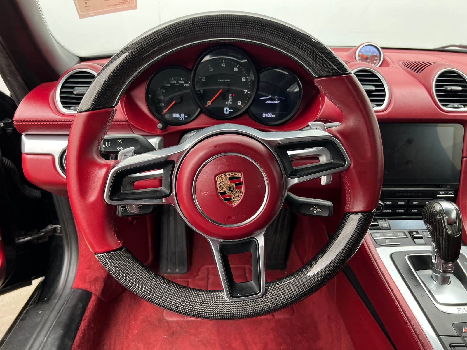 Thumbnail: 2017 Porsche 718 Boxster - 3