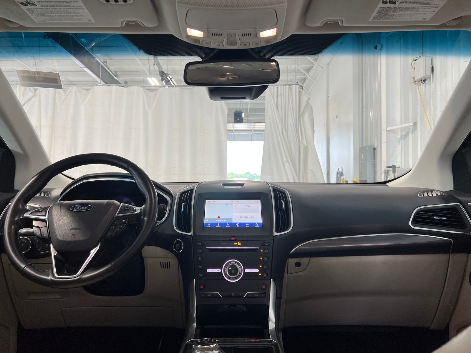 Thumbnail: 2019 Ford Edge - 2