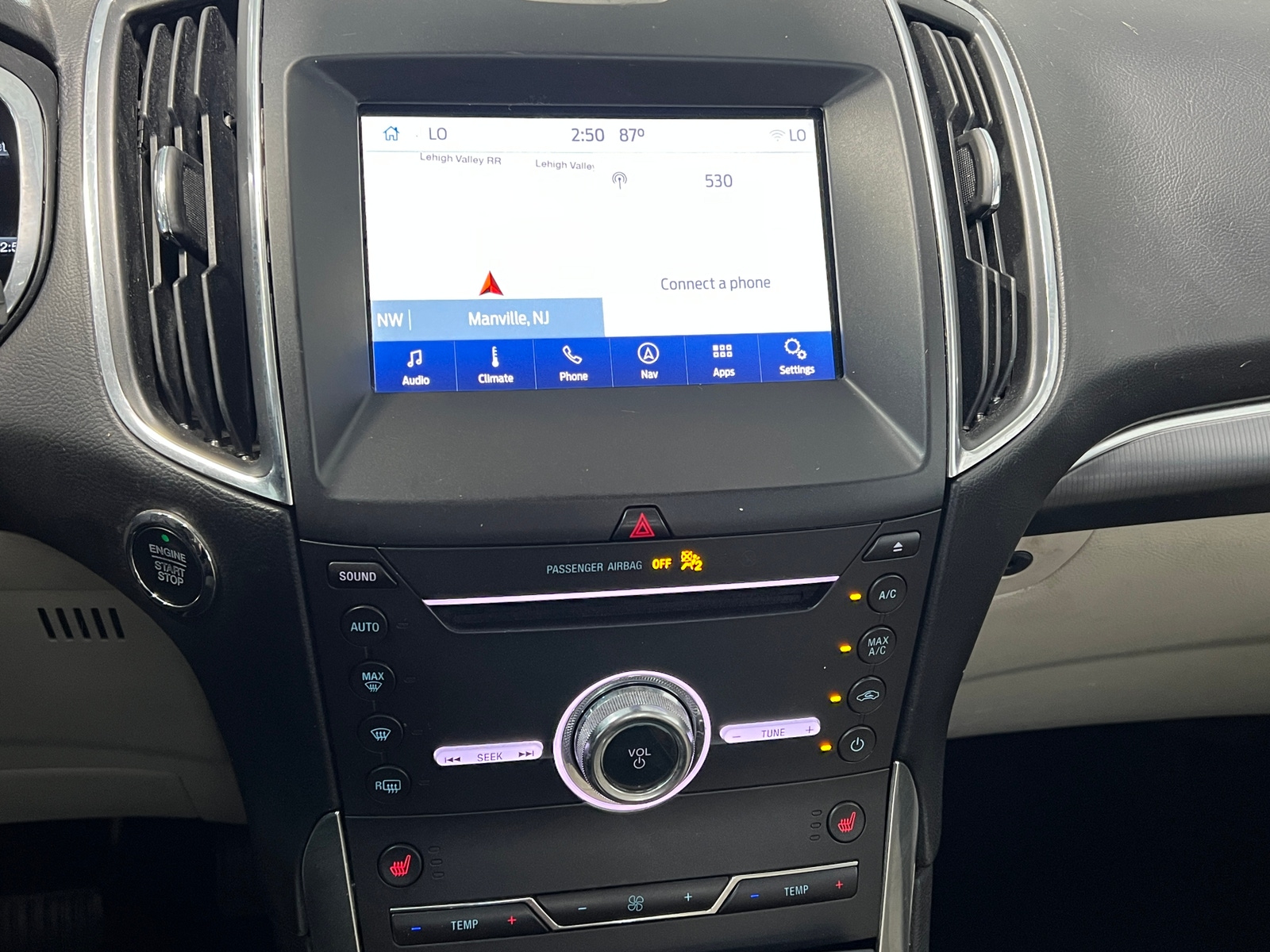 Thumbnail: 2019 Ford Edge - 3