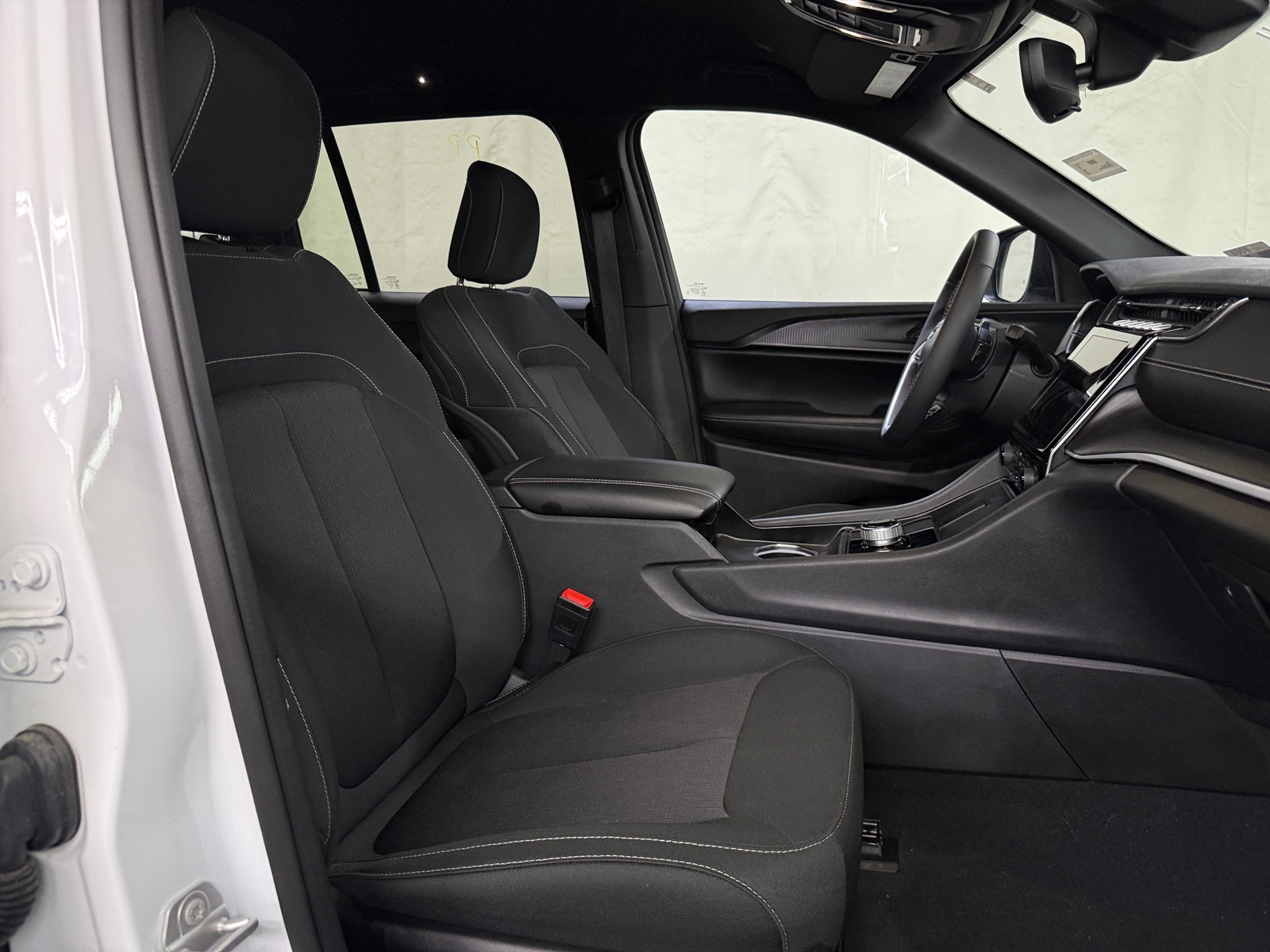 Thumbnail: 2024 Jeep Grand Cherokee - 2