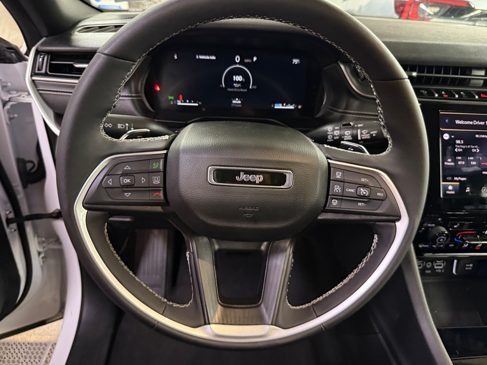 Thumbnail: 2024 Jeep Grand Cherokee - 5