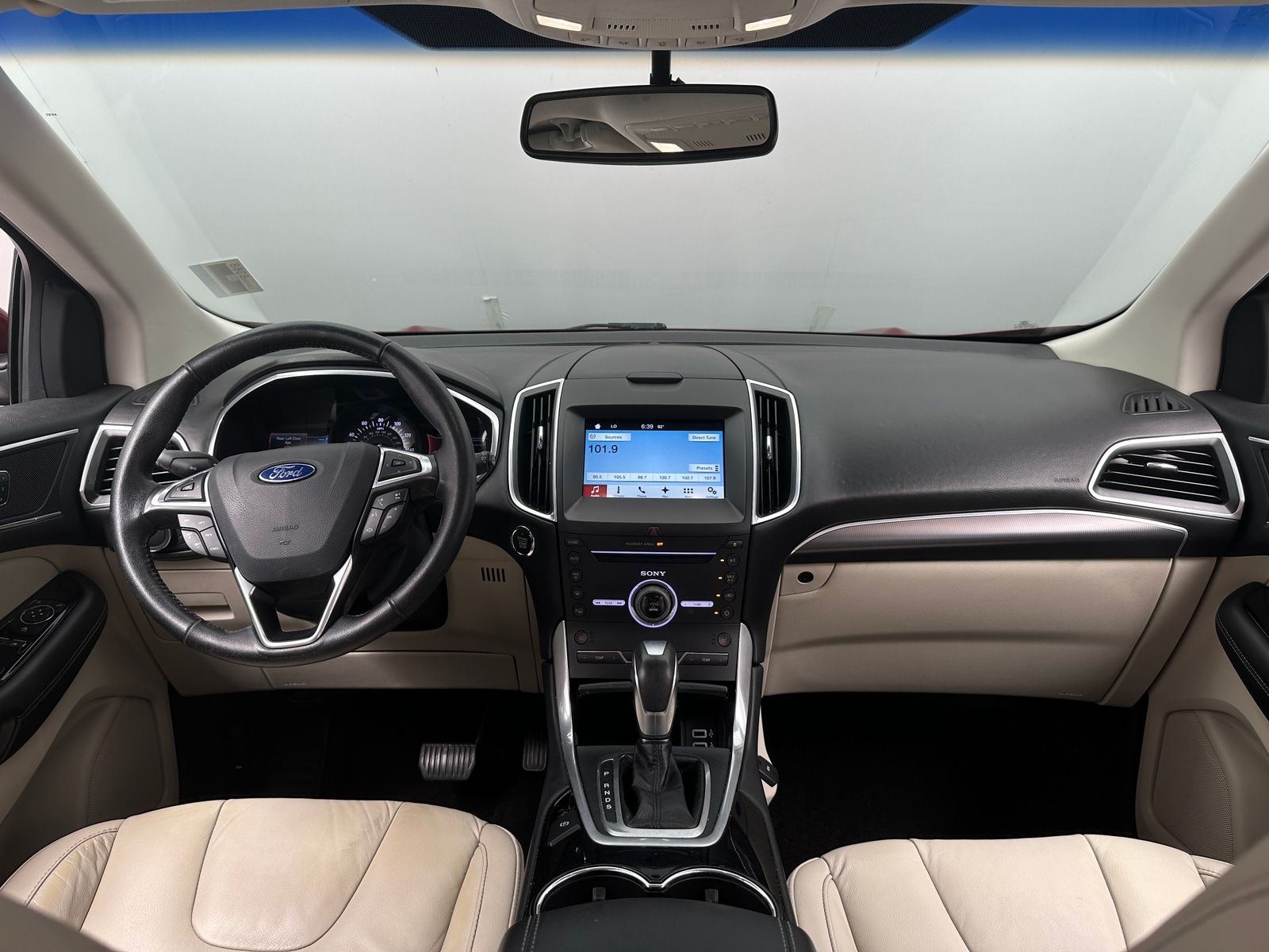 Thumbnail: 2016 Ford Edge - 2