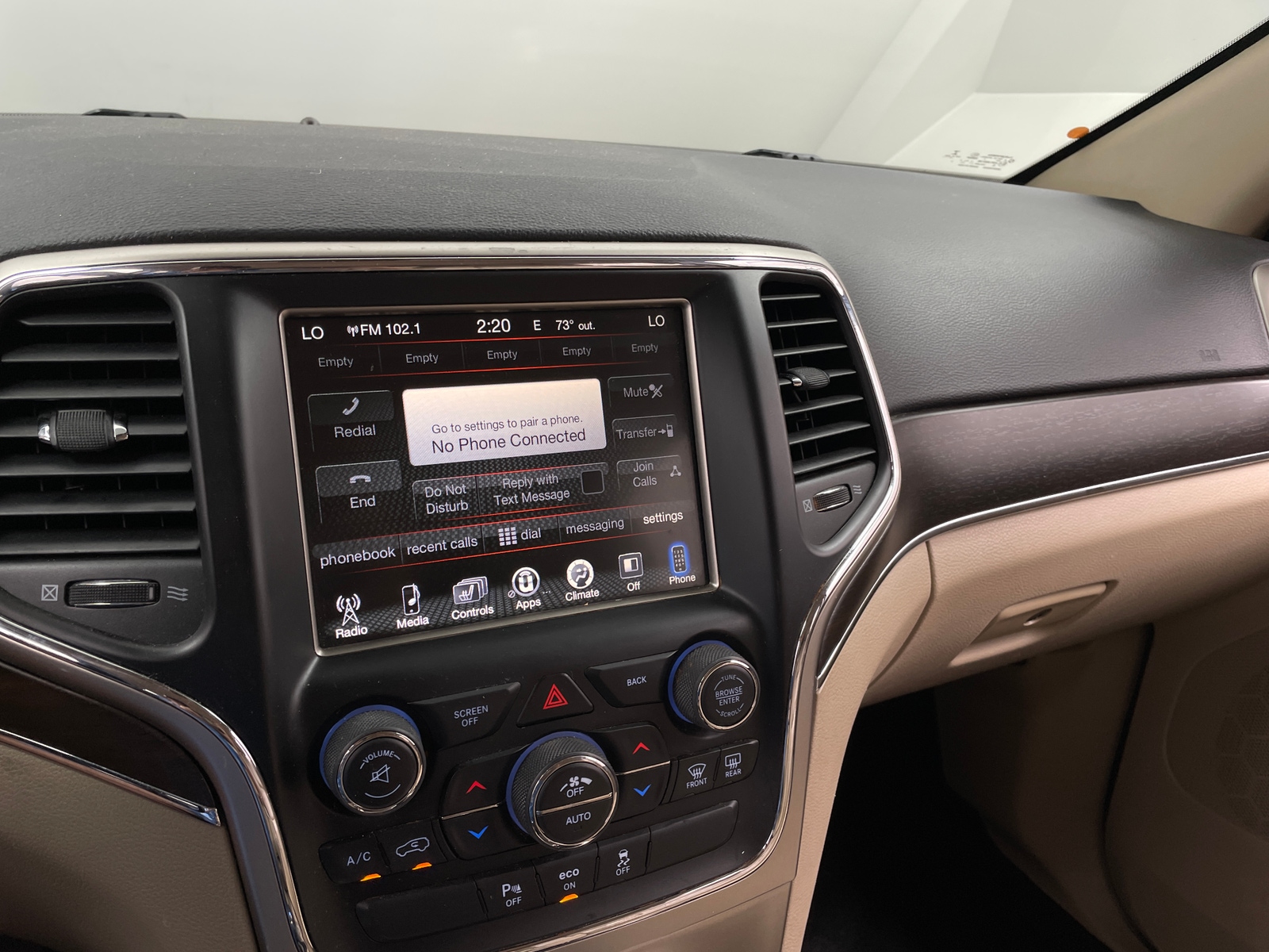 Thumbnail: 2015 Jeep Grand Cherokee - 3