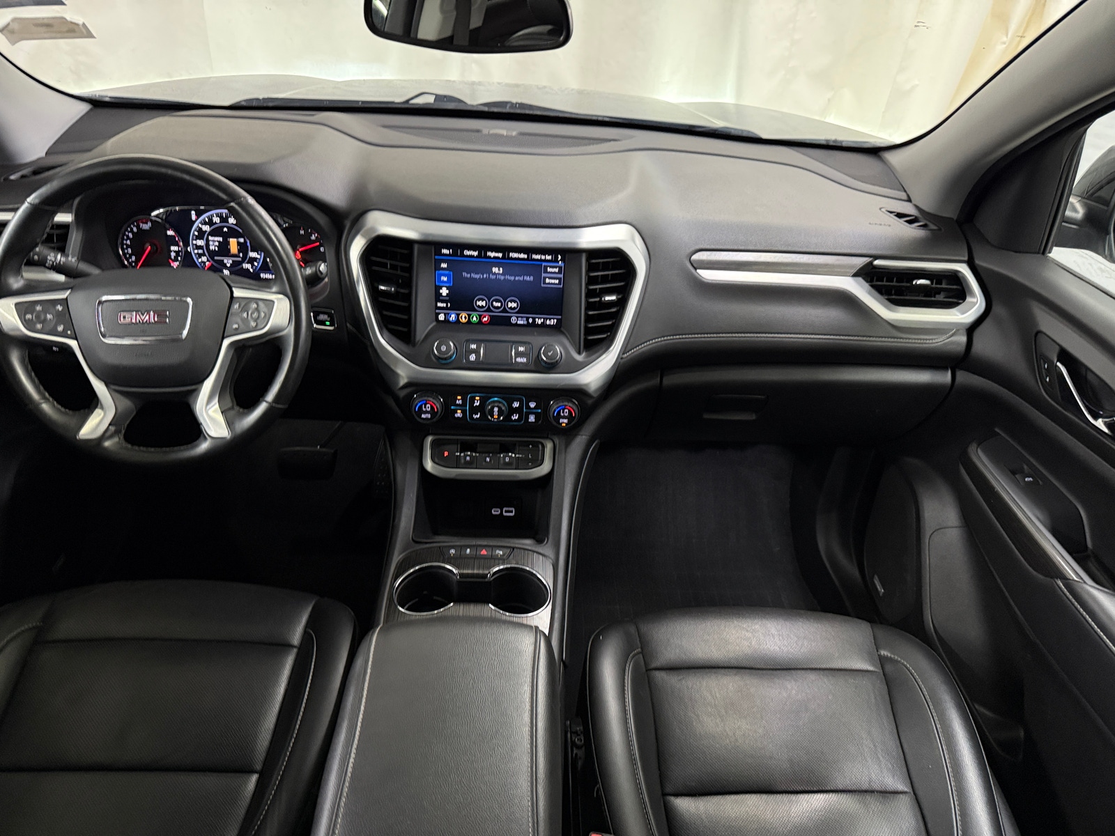 Thumbnail: 2023 GMC Acadia - 2