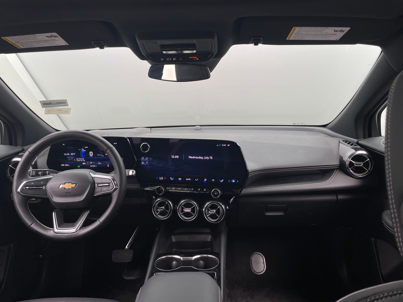 Thumbnail: 2024 Chevrolet Blazer EV - 3