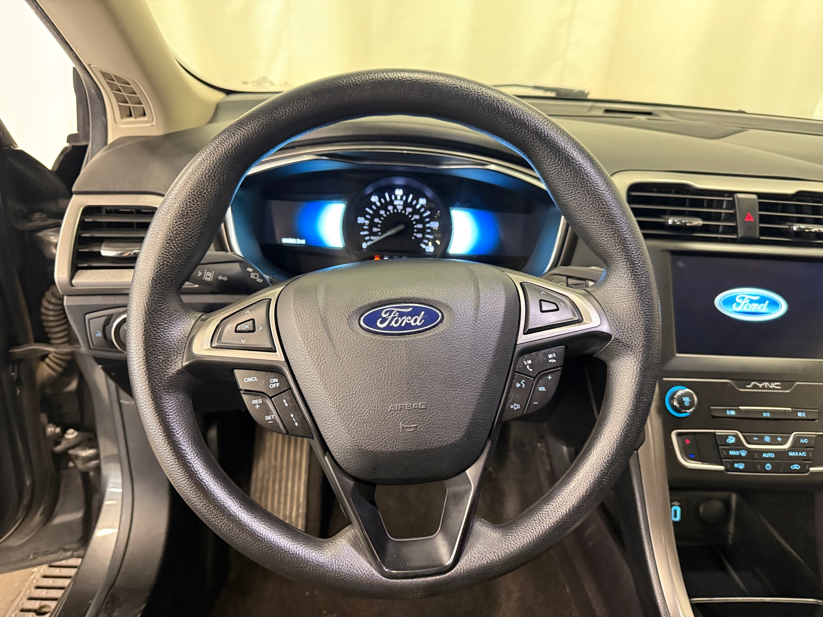 Thumbnail: 2020 Ford Fusion - 5