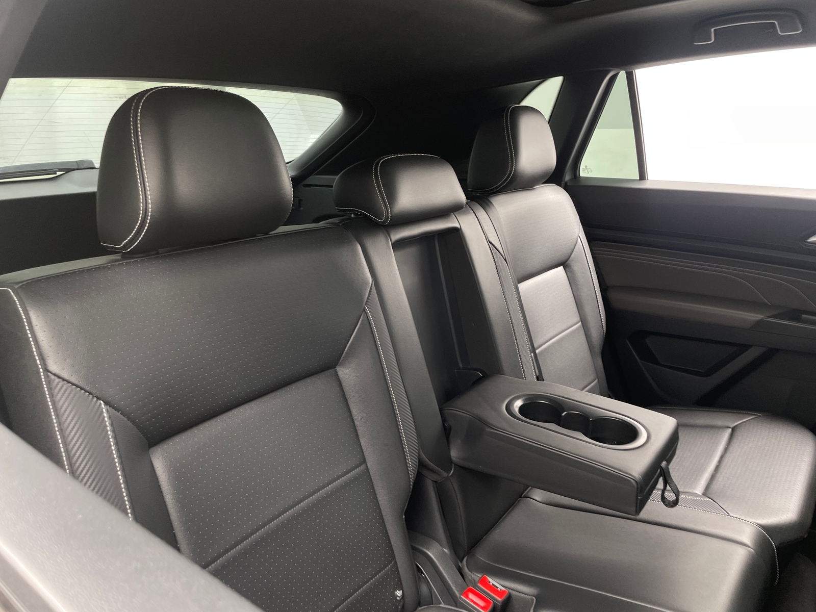 Thumbnail: 2022 Volkswagen Atlas - 5