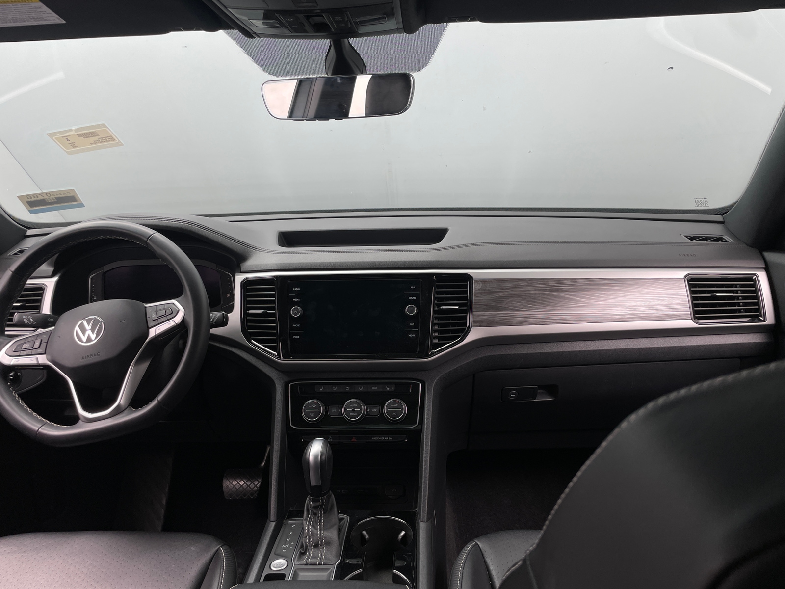 Thumbnail: 2022 Volkswagen Atlas - 2