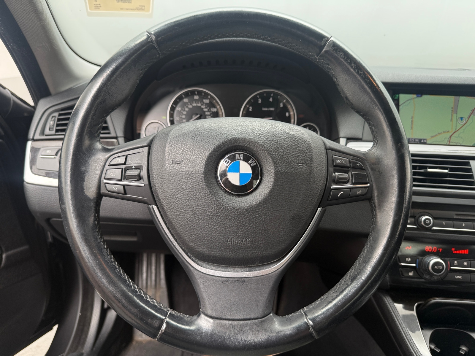 Thumbnail: 2015 BMW 5 Series - 4