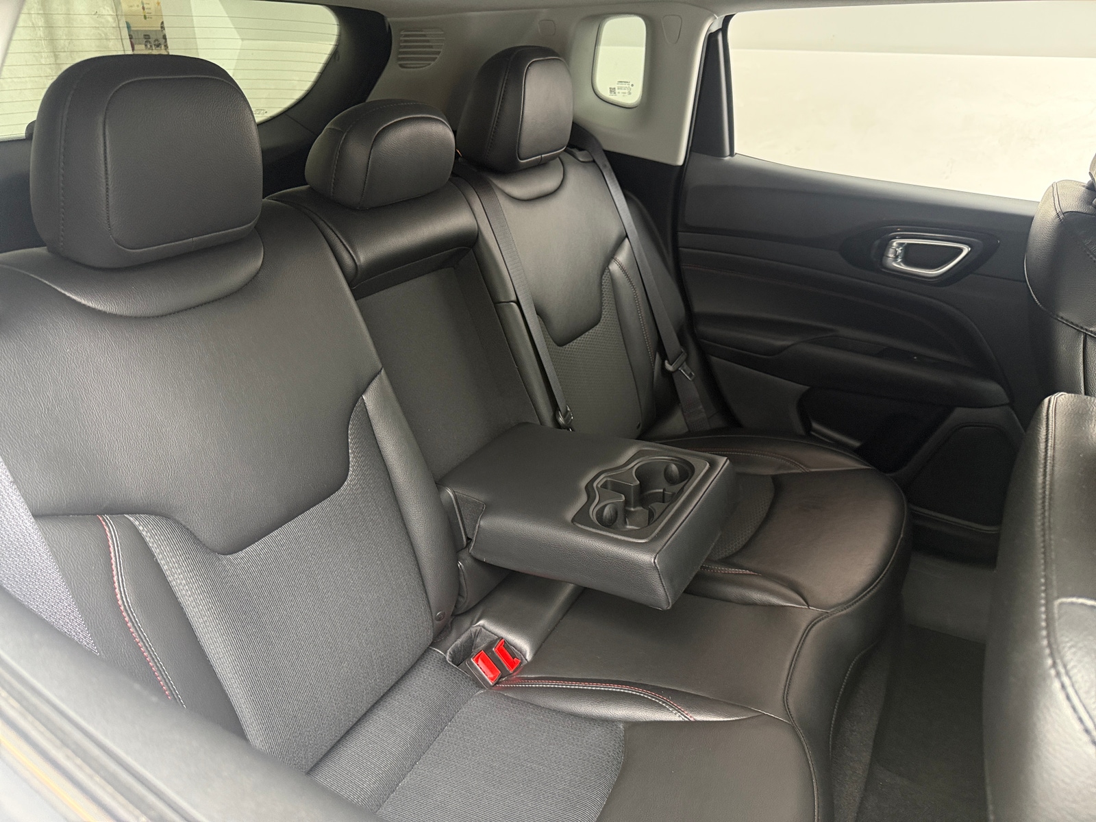 Thumbnail: 2022 Jeep Compass - 6