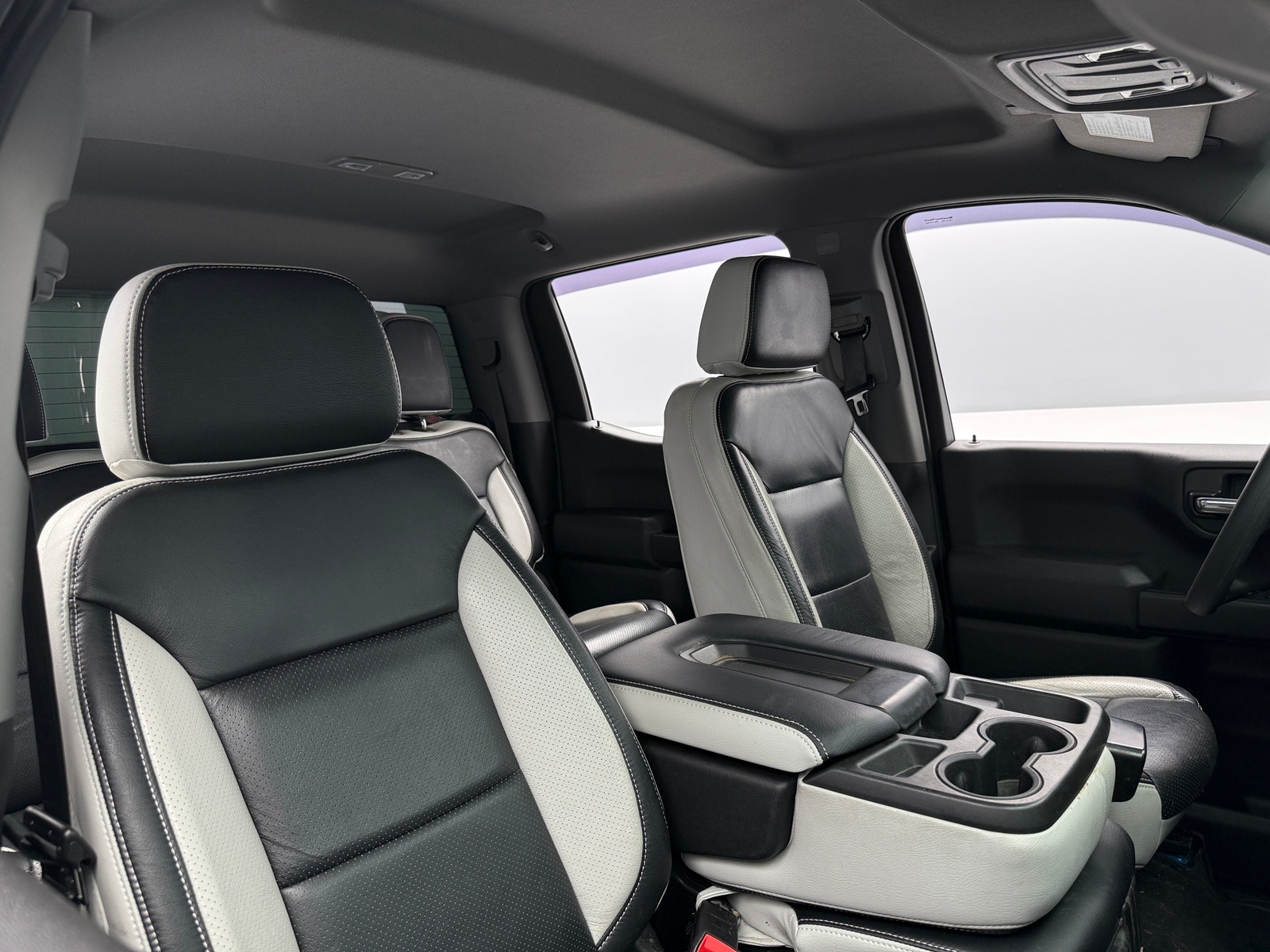 Thumbnail: 2022 Chevrolet Silverado 1500 - 2