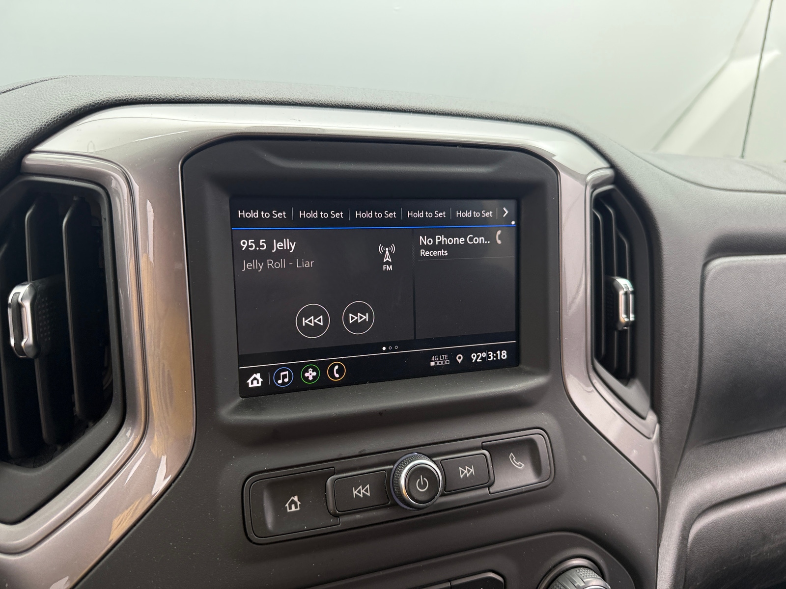 Thumbnail: 2021 Chevrolet Silverado 1500 - 4