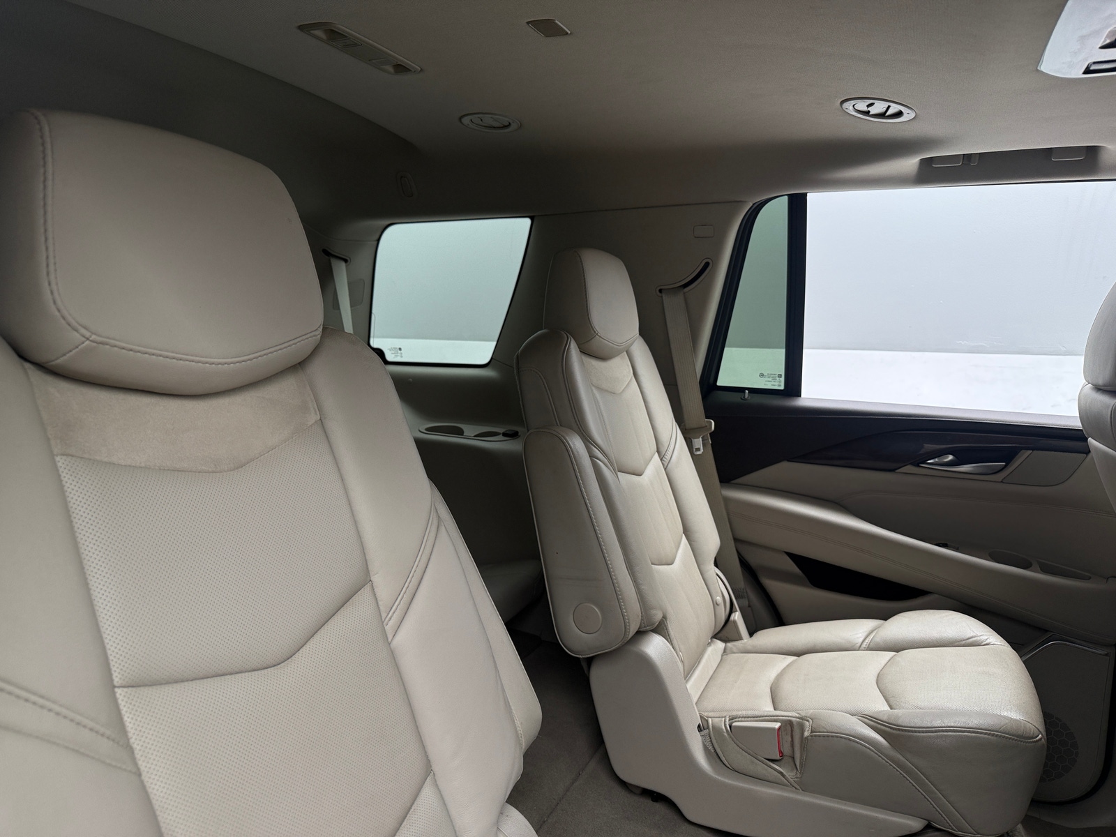 Thumbnail: 2017 Cadillac Escalade - 5