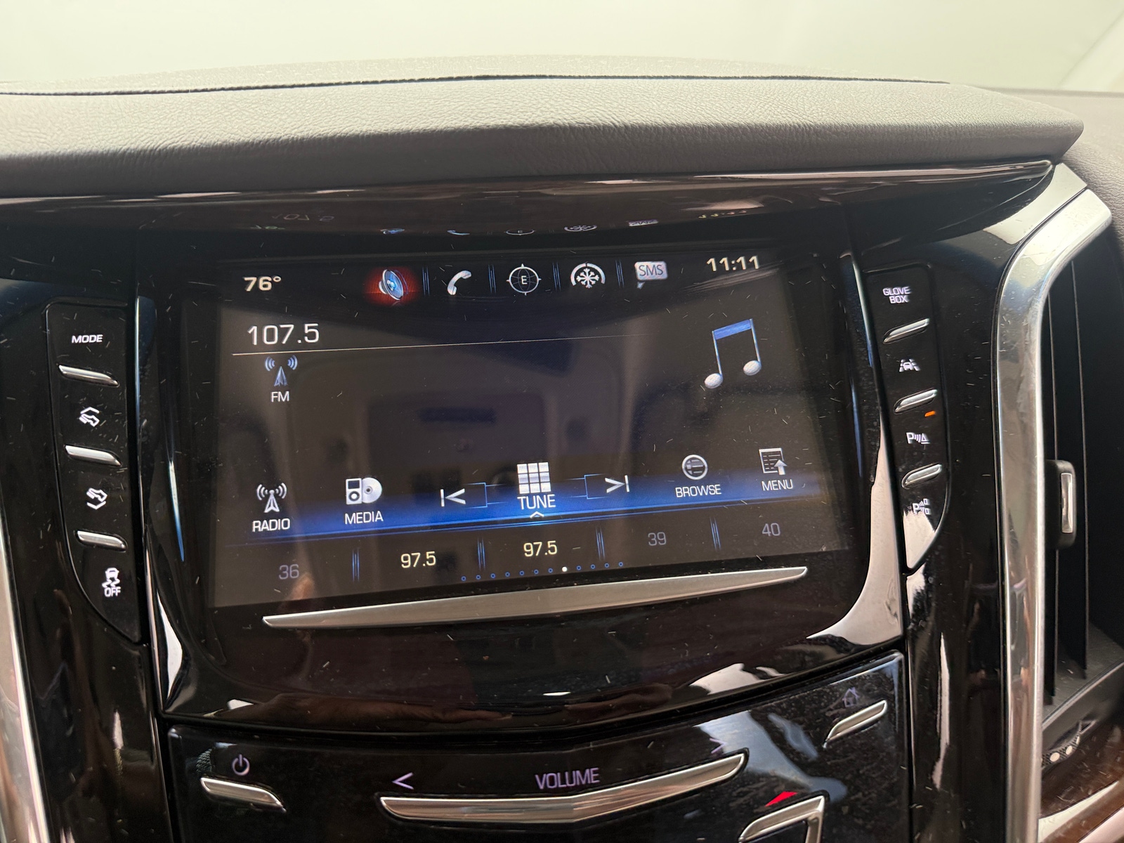 Thumbnail: 2017 Cadillac Escalade - 3