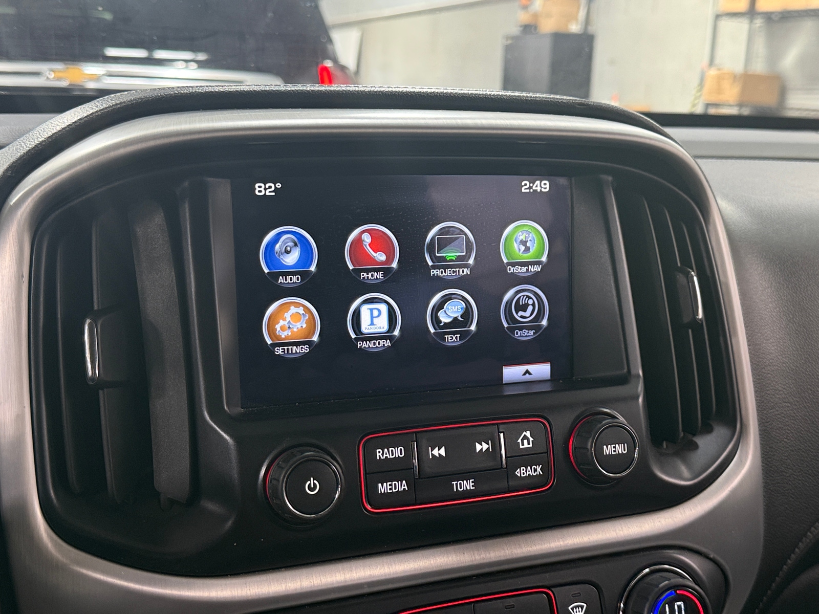 Thumbnail: 2016 GMC Canyon - 3