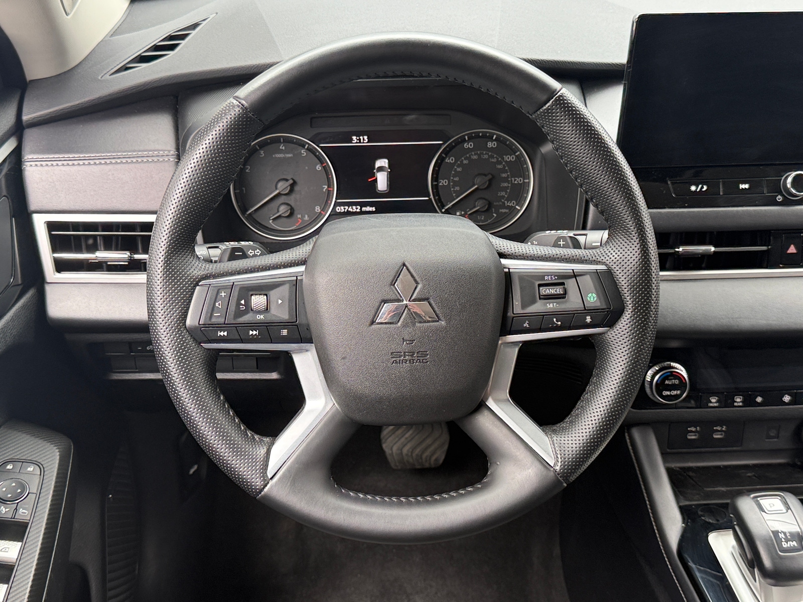 Thumbnail: 2025 Mitsubishi Outlander - 5