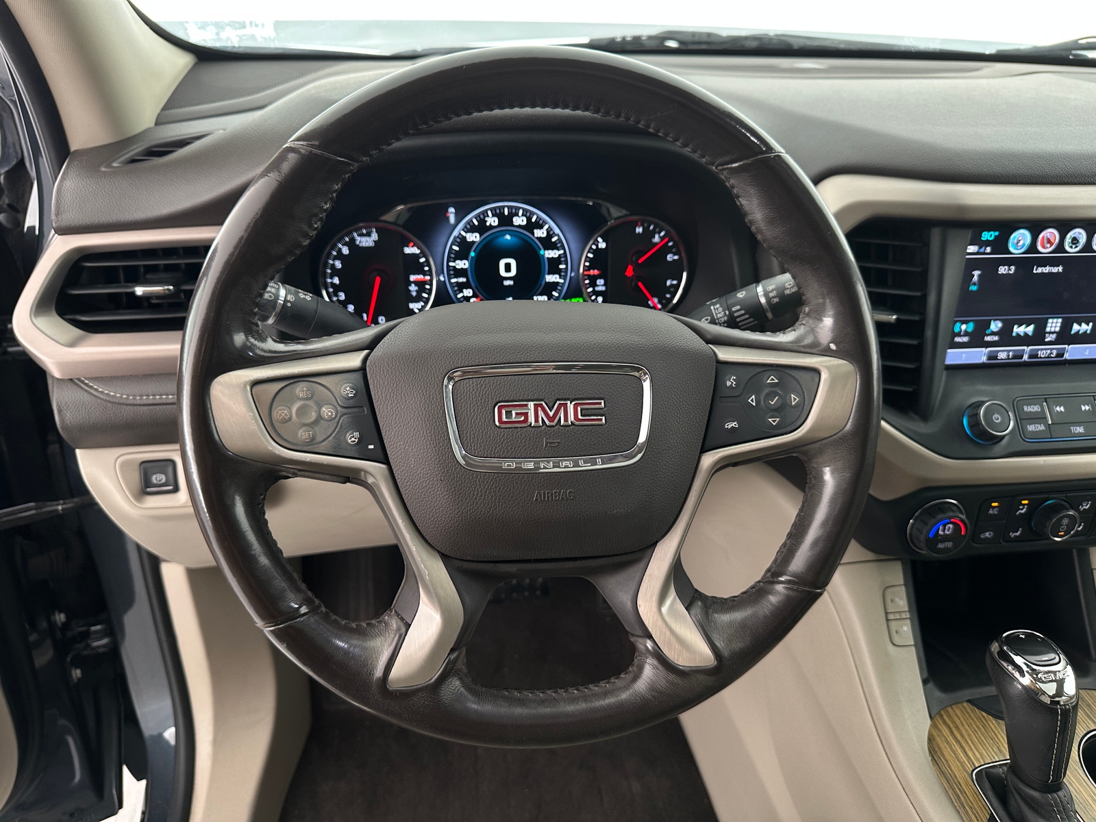 Thumbnail: 2019 GMC Acadia - 4