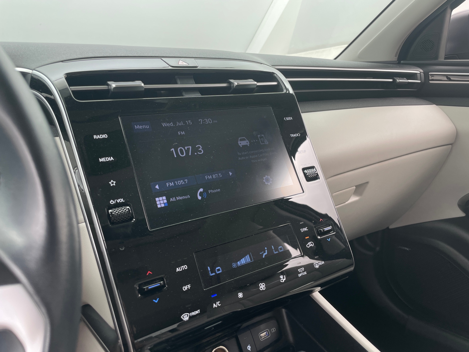 Thumbnail: 2022 Hyundai Tucson - 3