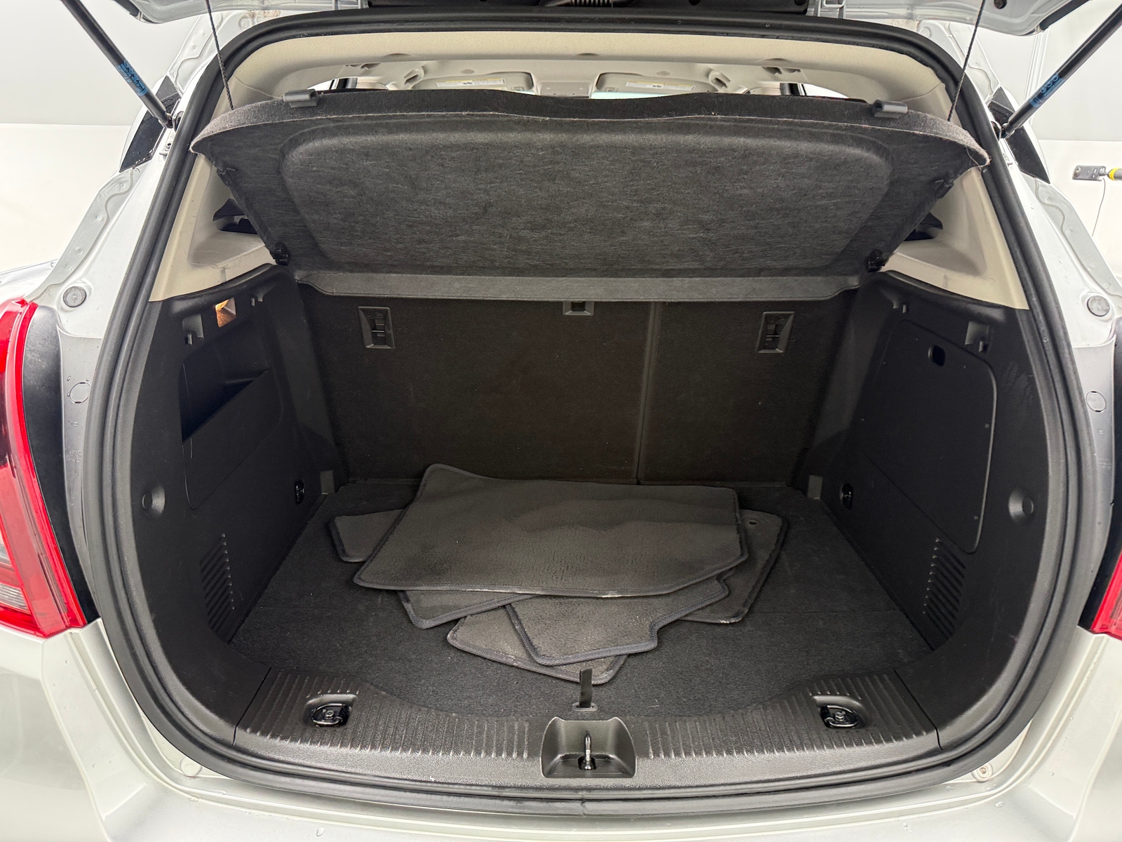 Thumbnail: 2019 Buick Encore - 7