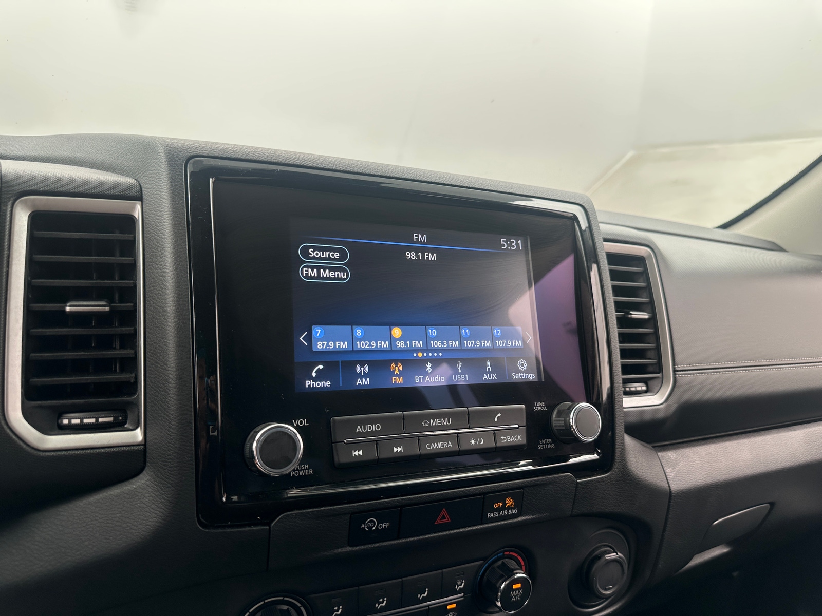 Thumbnail: 2024 Nissan Frontier - 4