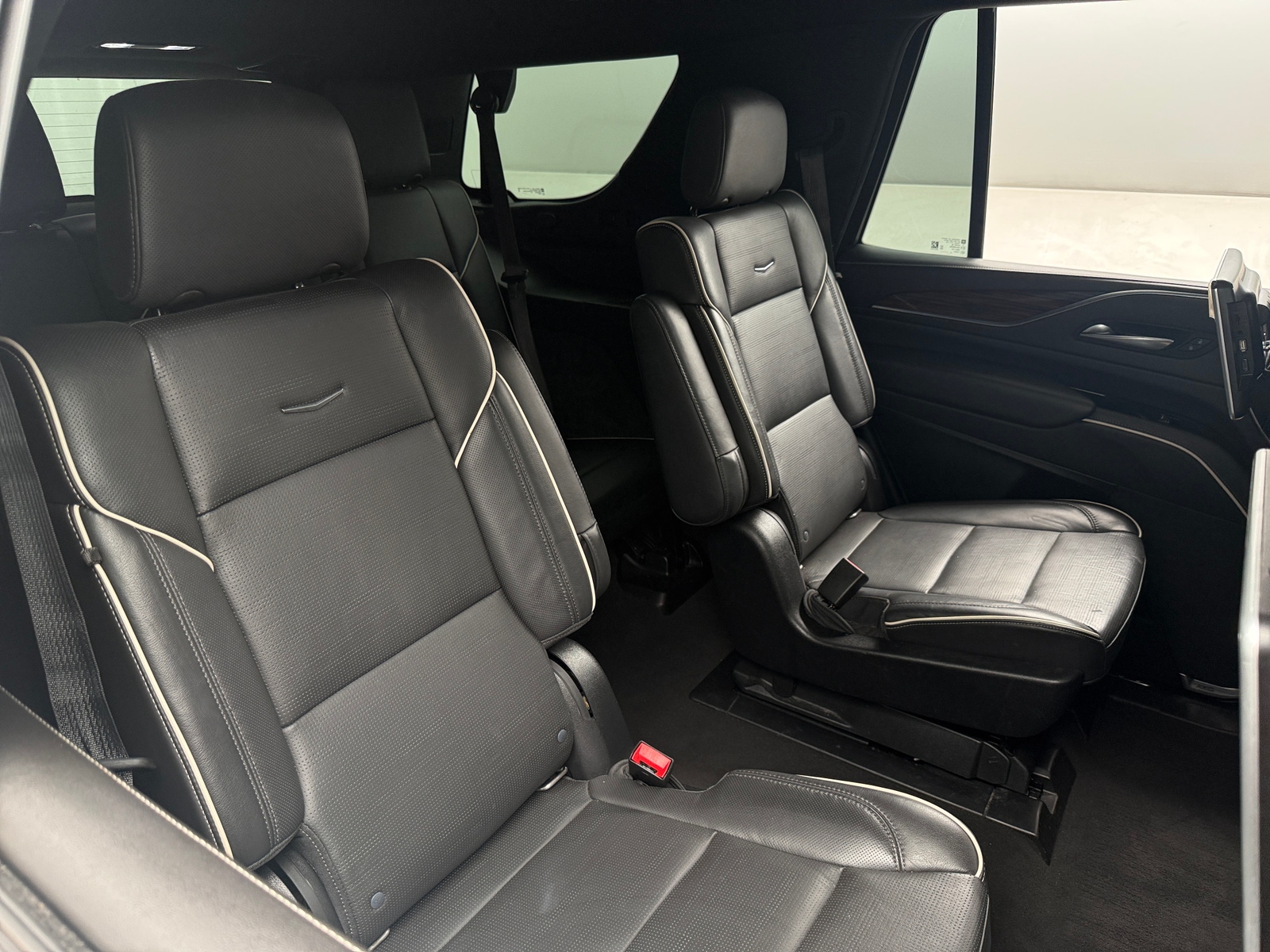 Thumbnail: 2021 Cadillac Escalade - 5