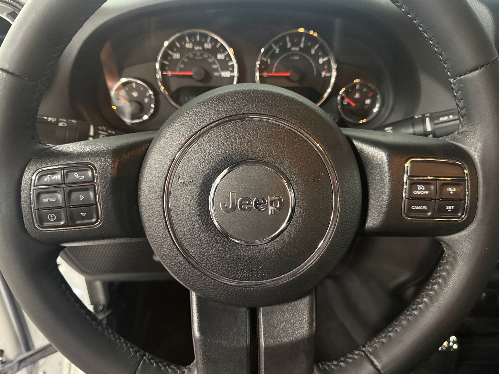 Thumbnail: 2017 Jeep Wrangler - 5