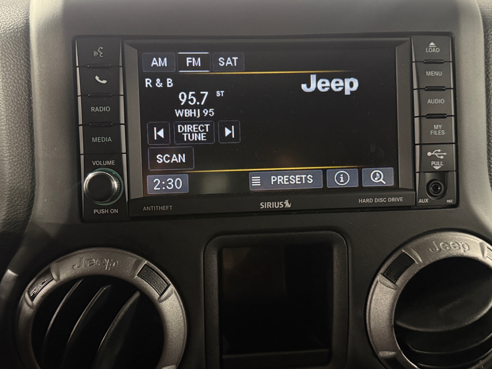 Thumbnail: 2017 Jeep Wrangler - 4