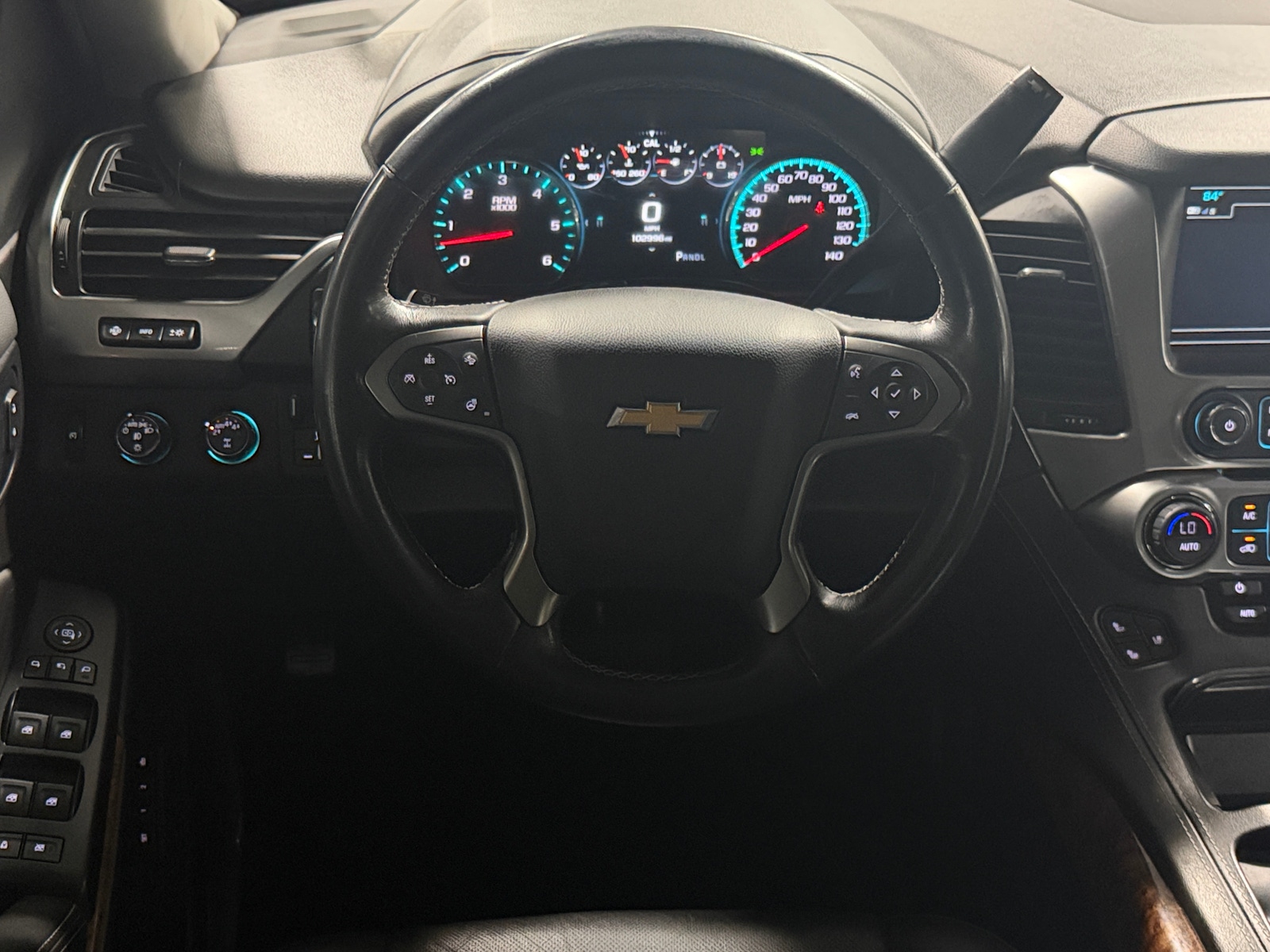 Thumbnail: 2019 Chevrolet Tahoe - 4