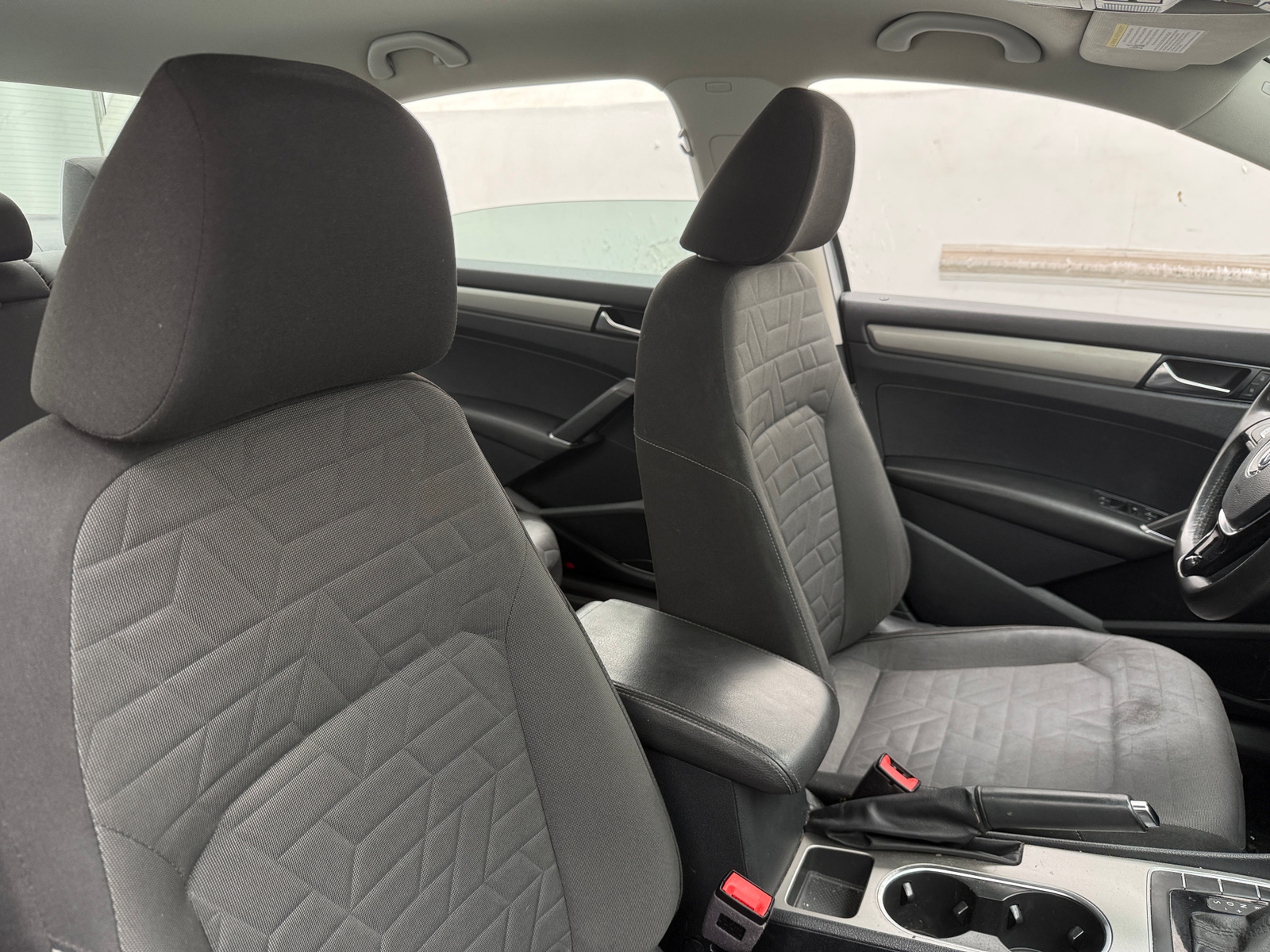 Thumbnail: 2021 Volkswagen Passat - 2