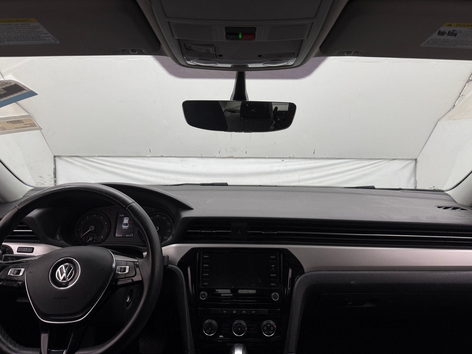 Thumbnail: 2021 Volkswagen Passat - 3