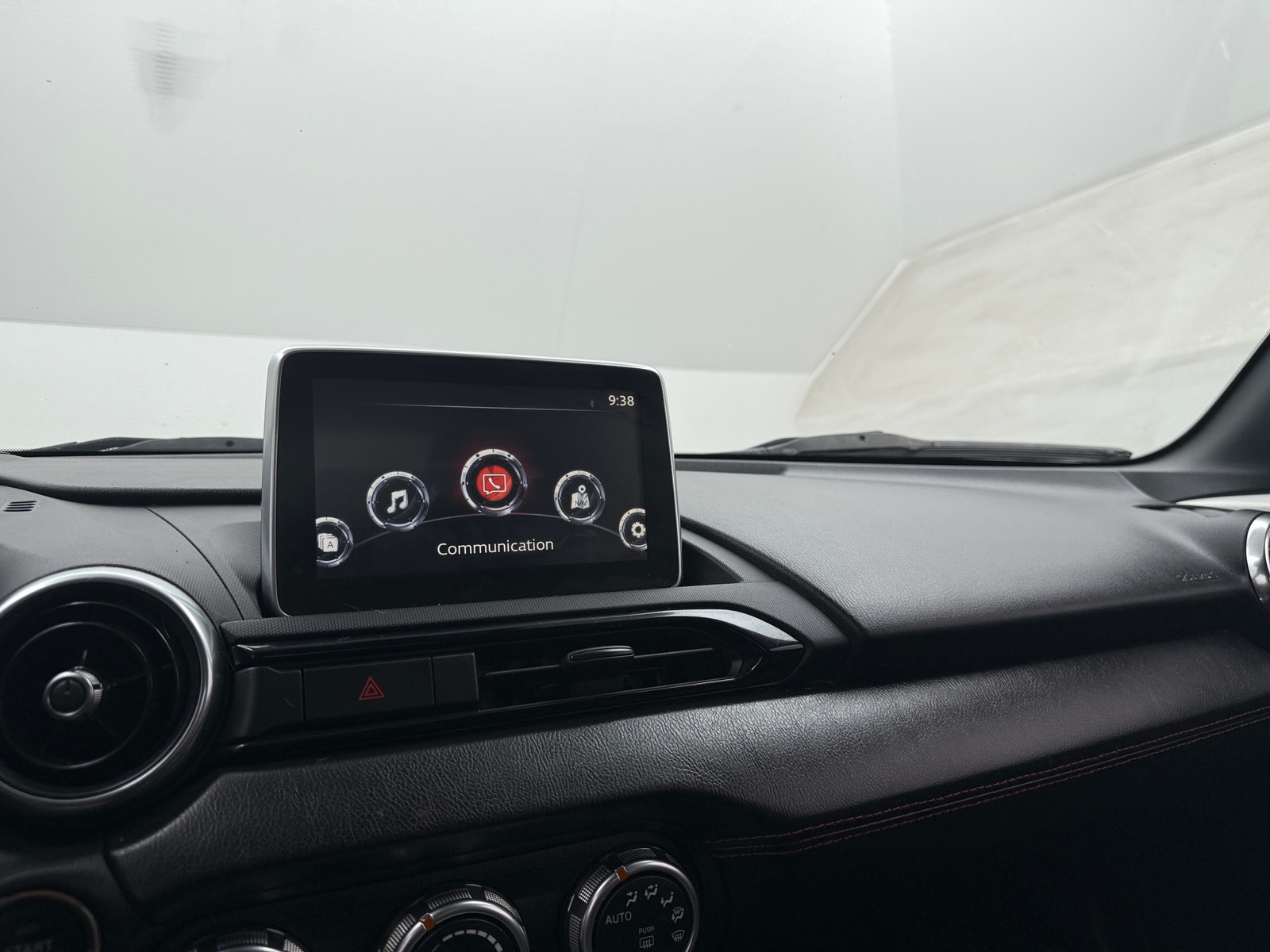 Thumbnail: 2016 Mazda MX-5 Miata - 2