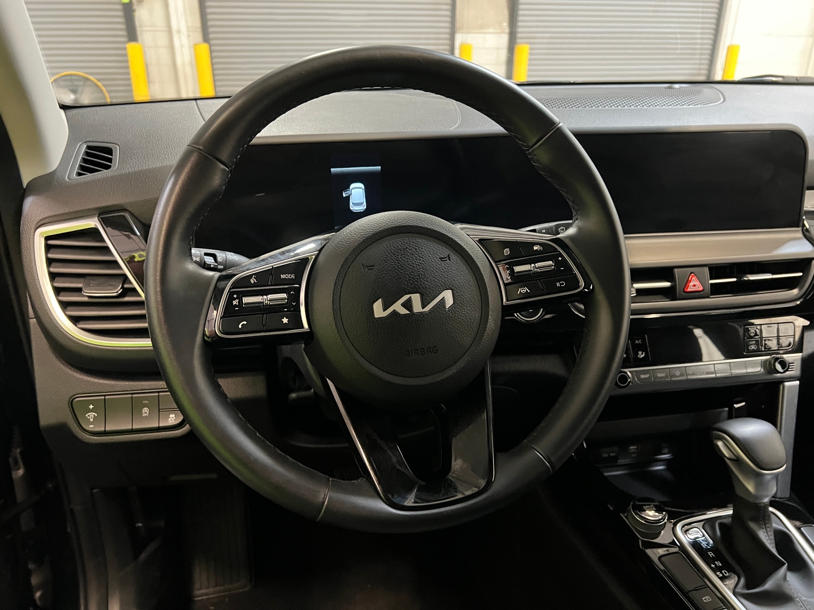 Thumbnail: 2025 Kia Seltos - 4
