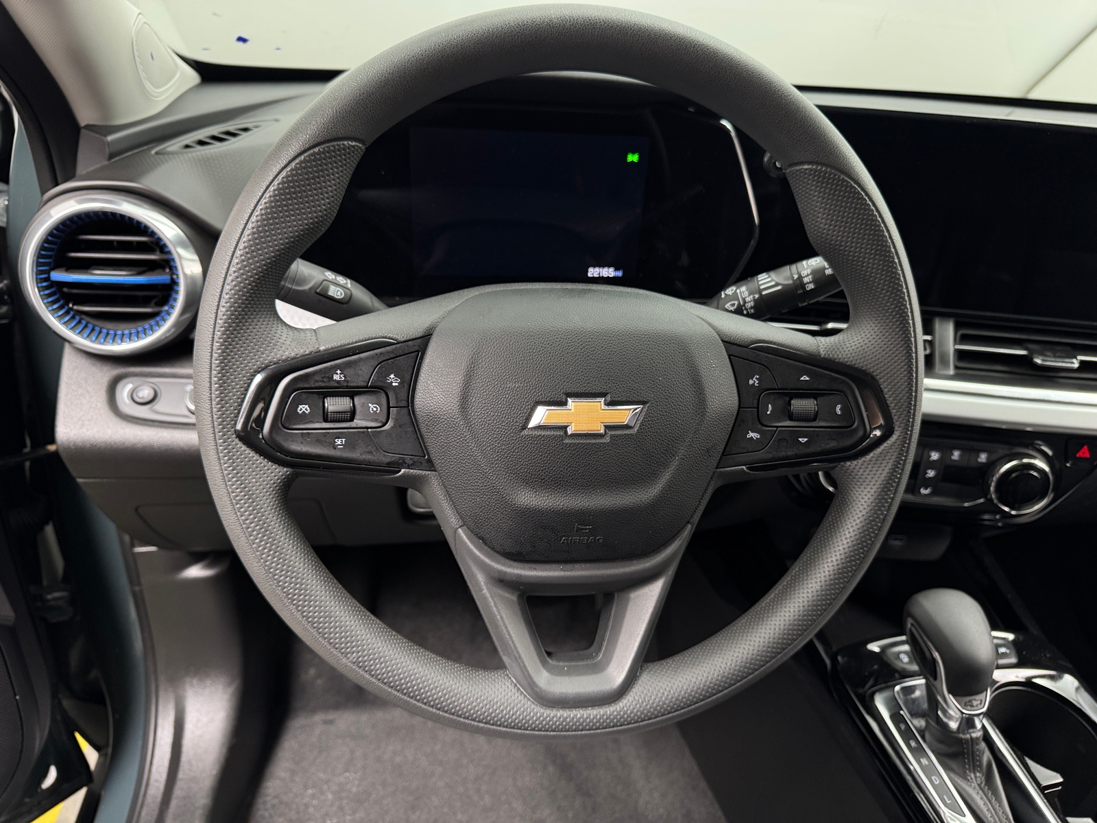 Thumbnail: 2025 Chevrolet Trax - 5