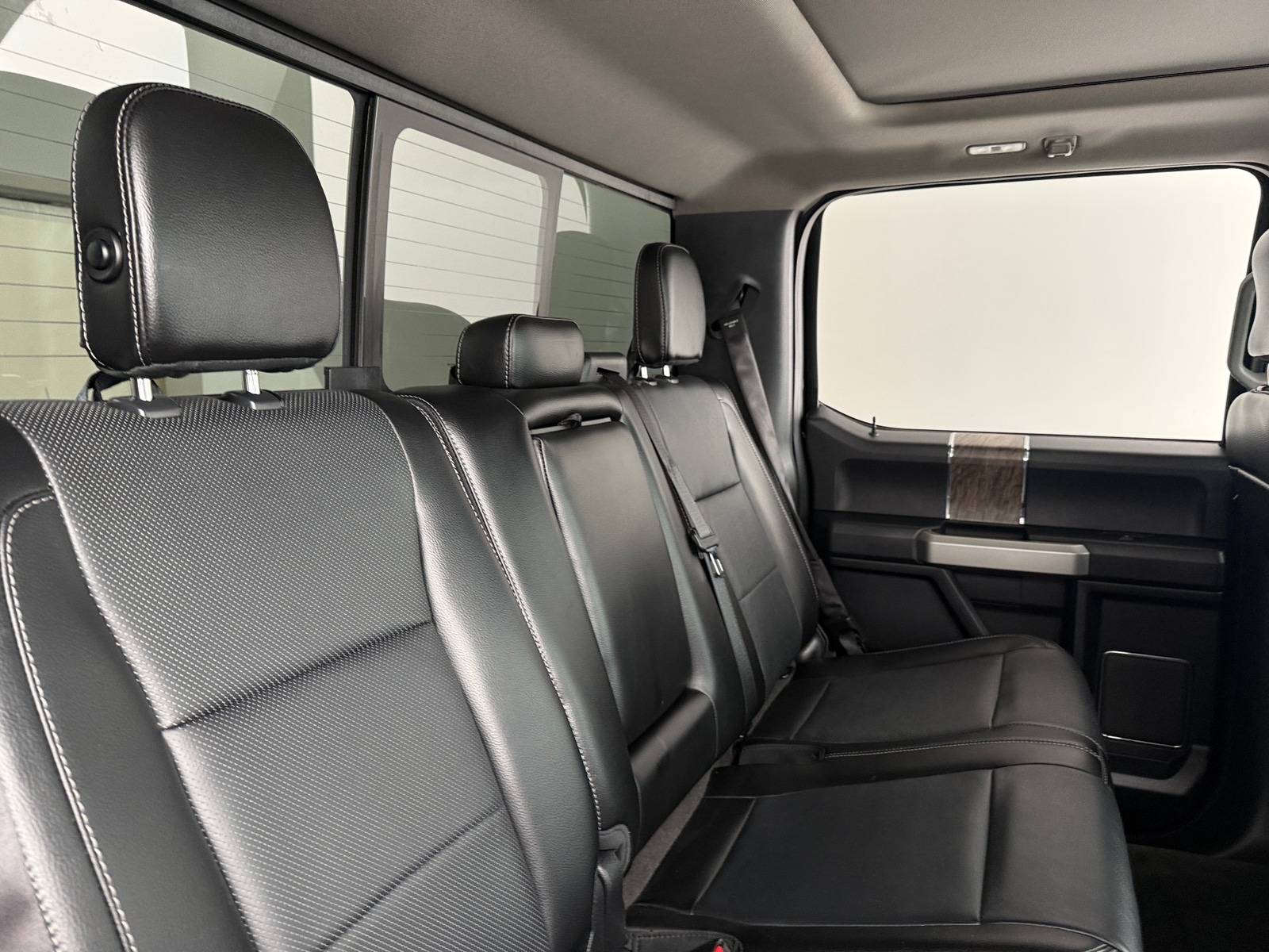 Thumbnail: 2017 Ford Econoline - 5