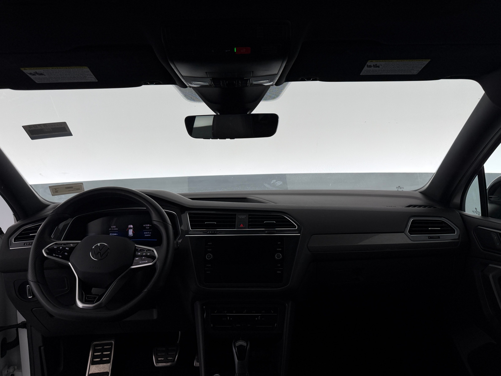 Thumbnail: 2023 Volkswagen Tiguan - 2