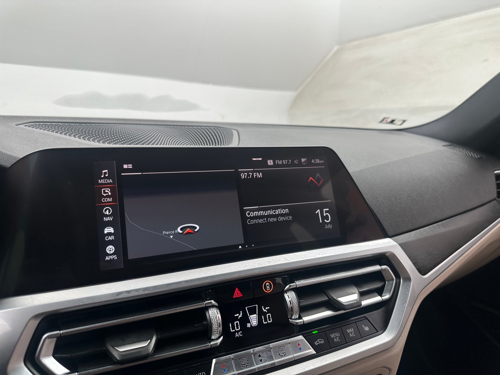 Thumbnail: 2021 BMW 3 Series - 3