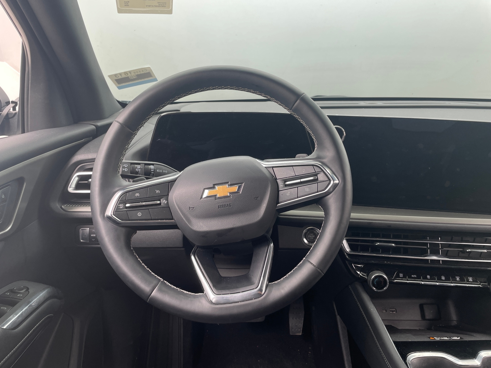 Thumbnail: 2026 Chevrolet Traverse - 5