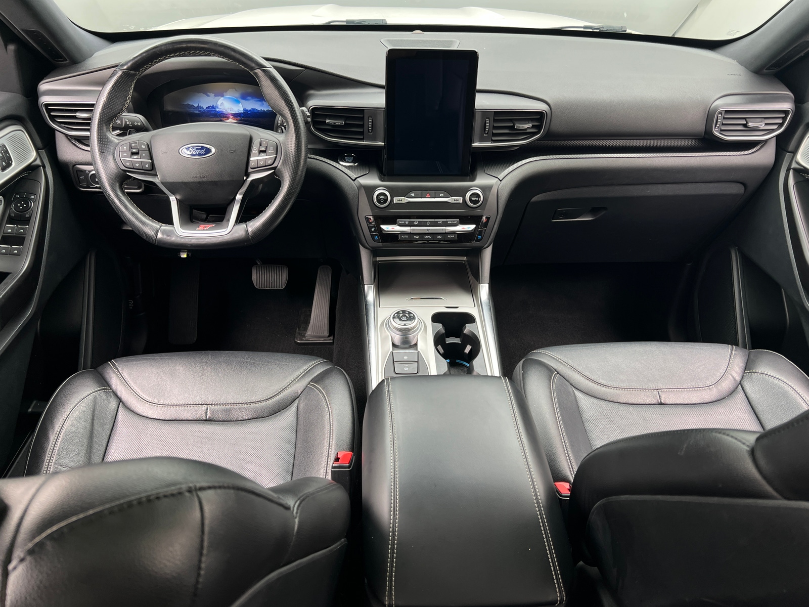 Thumbnail: 2020 Ford Explorer - 2