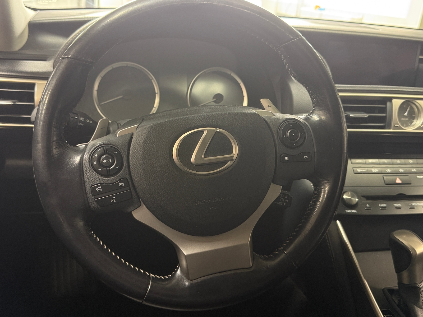 Thumbnail: 2016 Lexus IS - 5