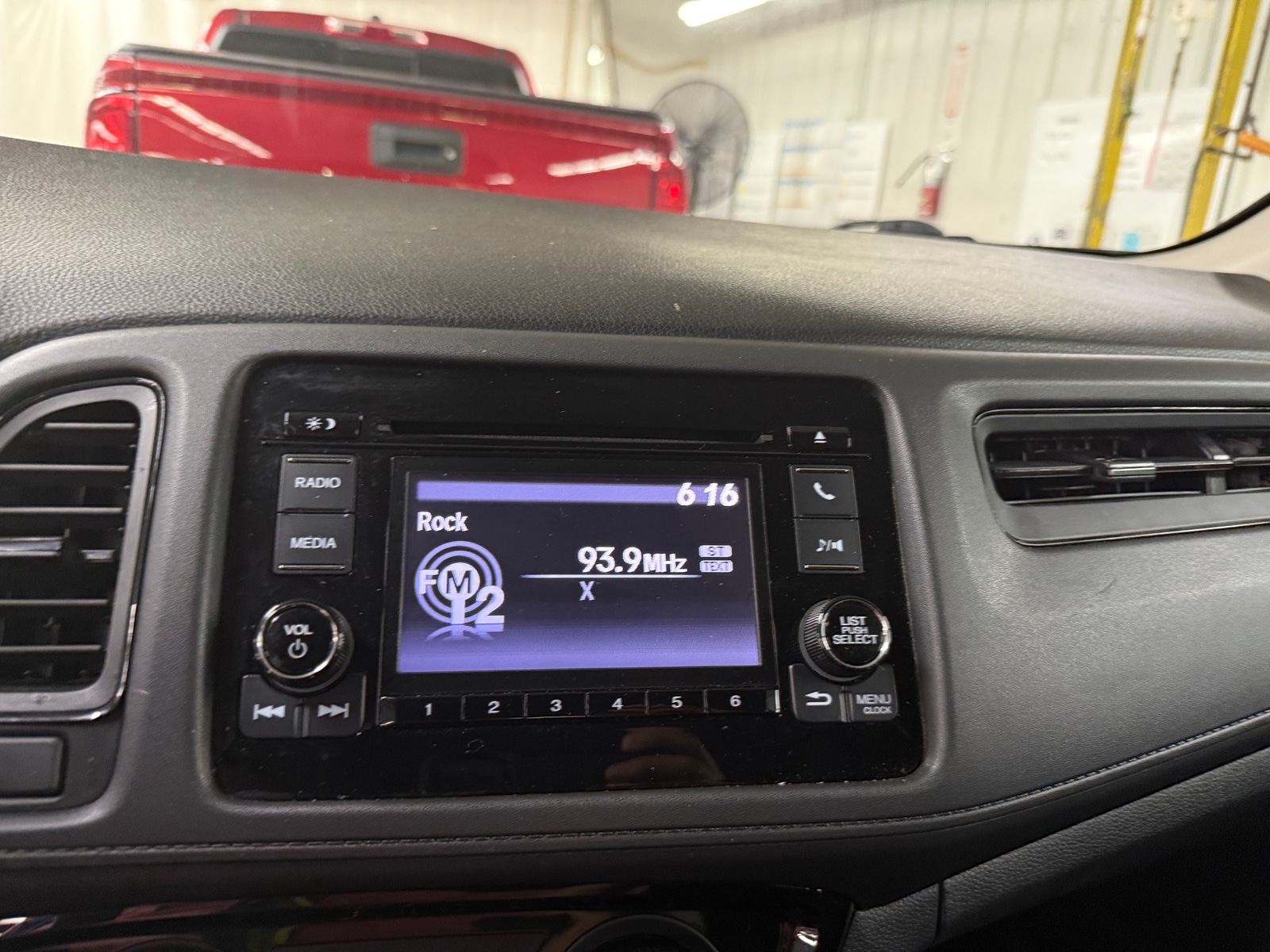 Thumbnail: 2022 Honda HR-V - 4