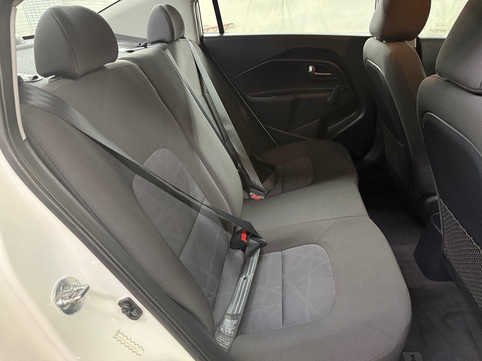 Thumbnail: 2017 Kia Rio - 6