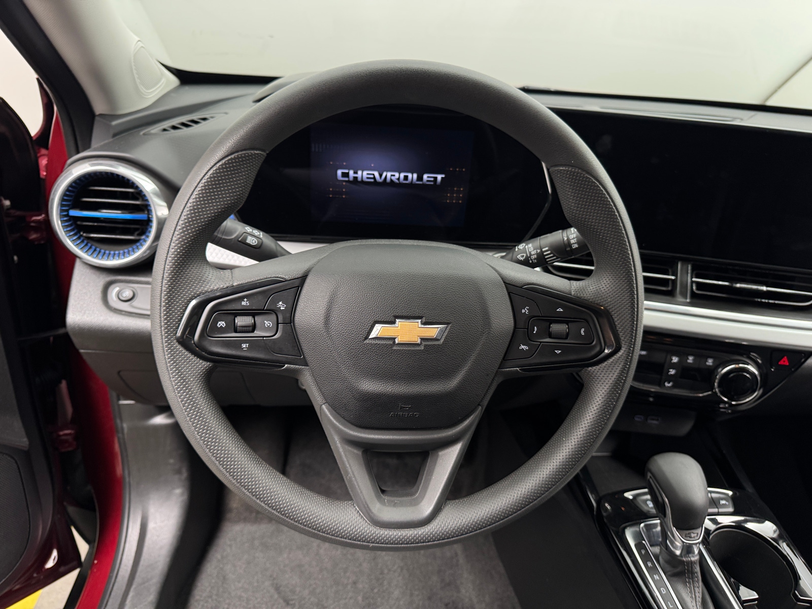 Thumbnail: 2025 Chevrolet Trax - 5