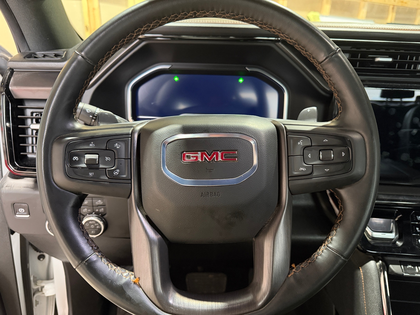 Thumbnail: 2025 GMC Sierra 1500 - 4