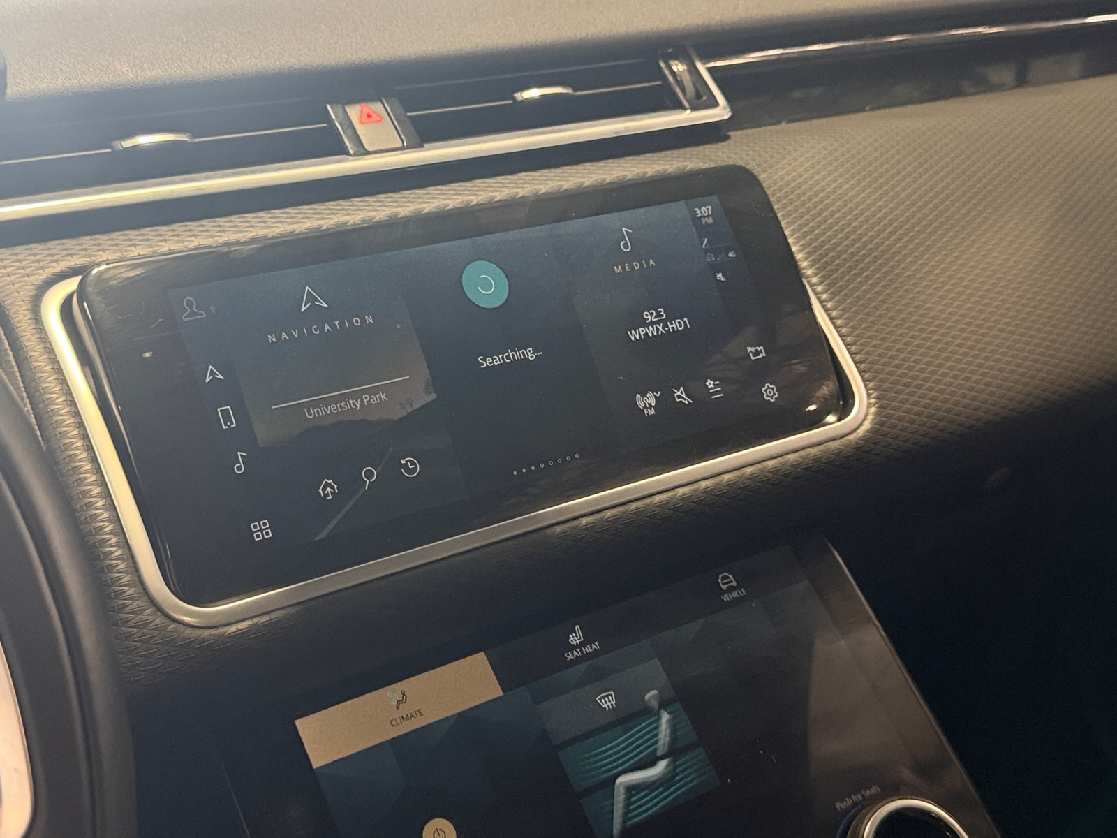 Thumbnail: 2023 Land Rover Range Rover Velar - 4