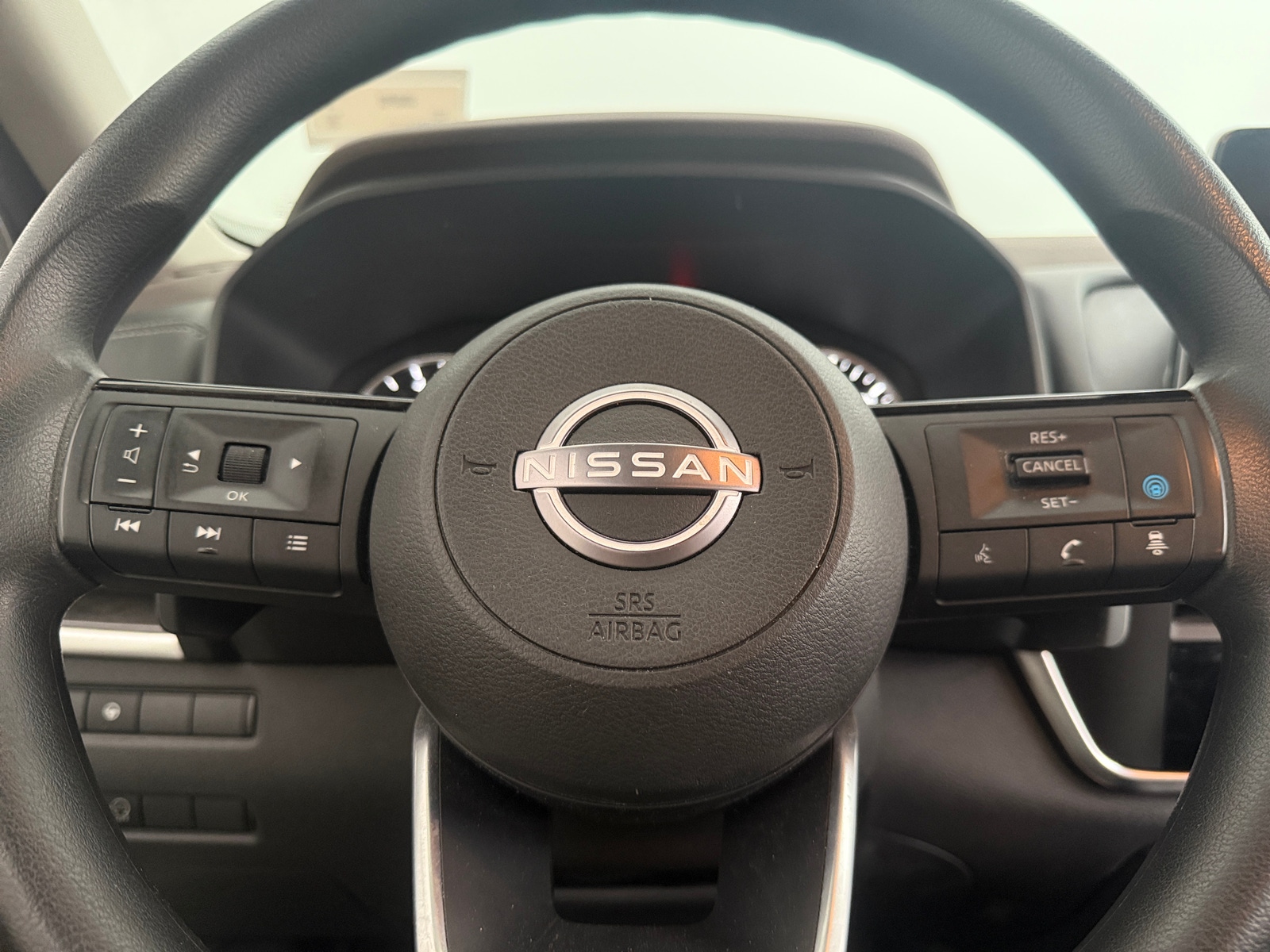 Thumbnail: 2023 Nissan Rogue - 5