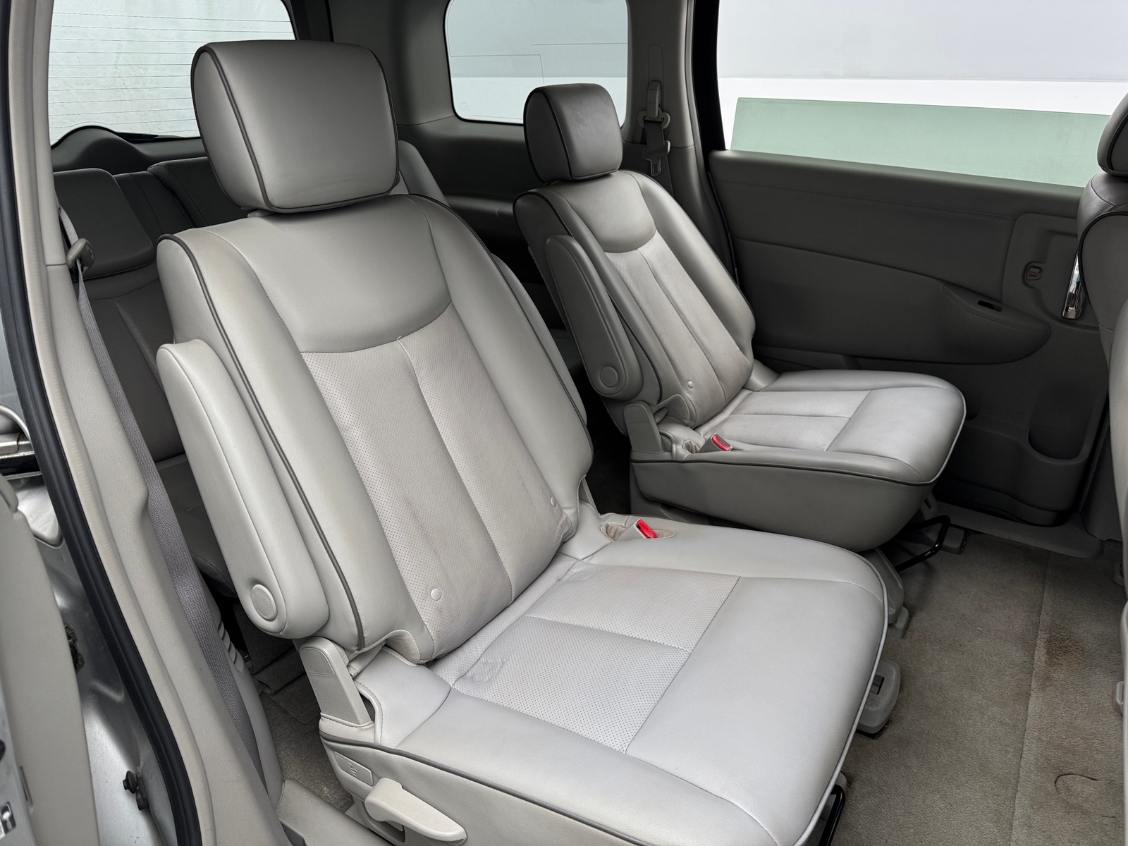 Thumbnail: 2015 Nissan Quest - 5