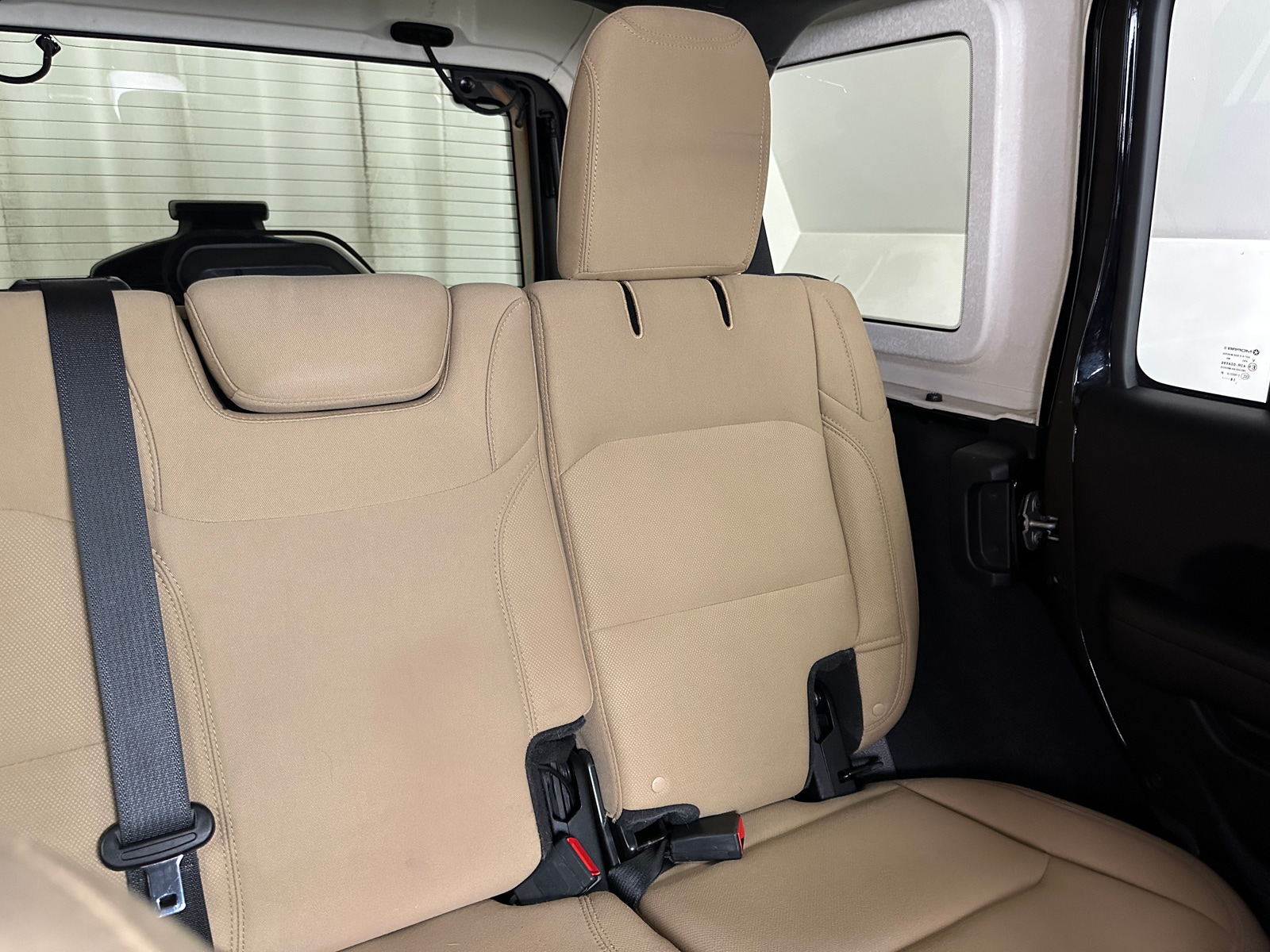 Thumbnail: 2018 Jeep Wrangler - 6