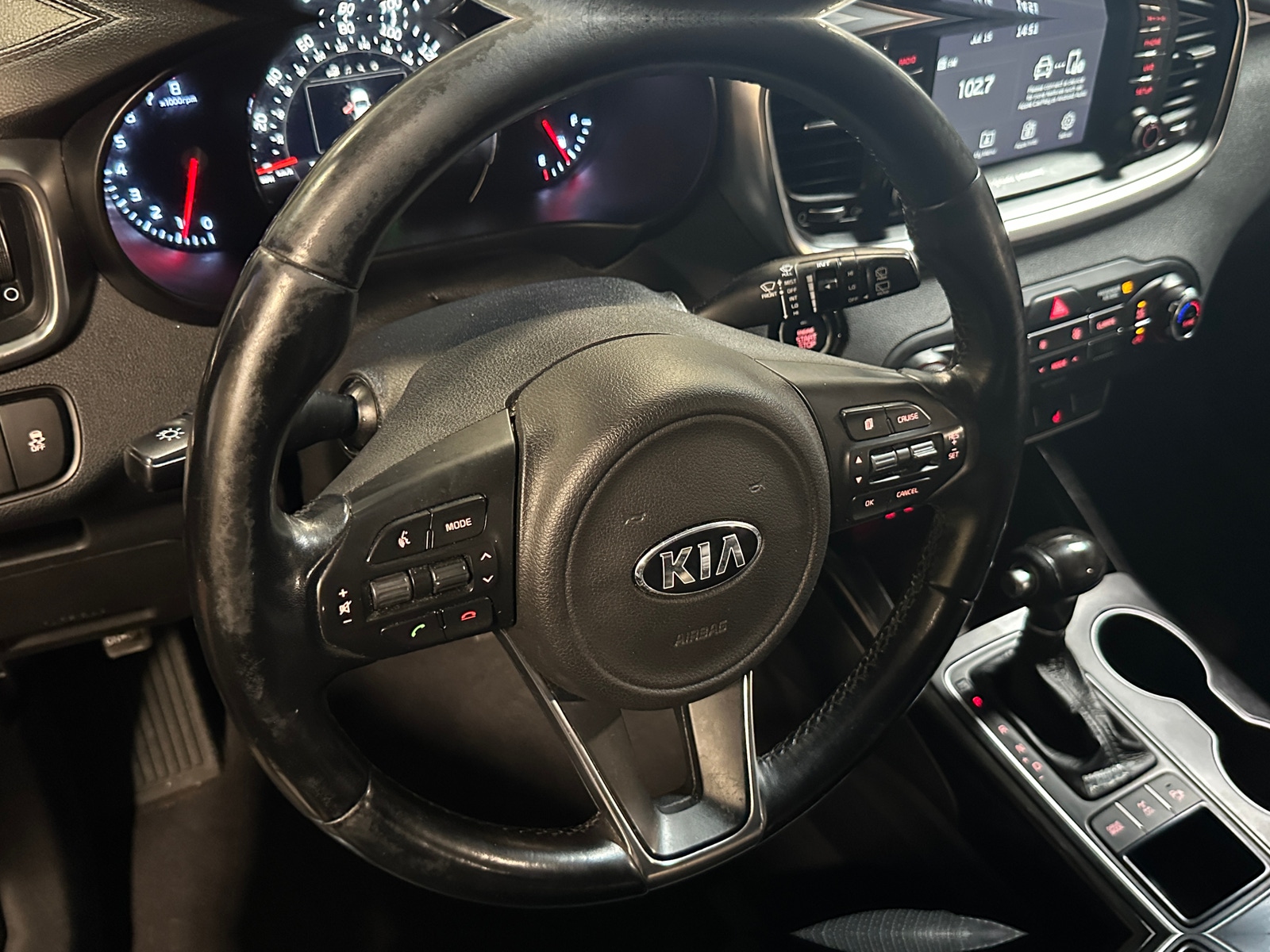Thumbnail: 2017 Kia Sorento - 4